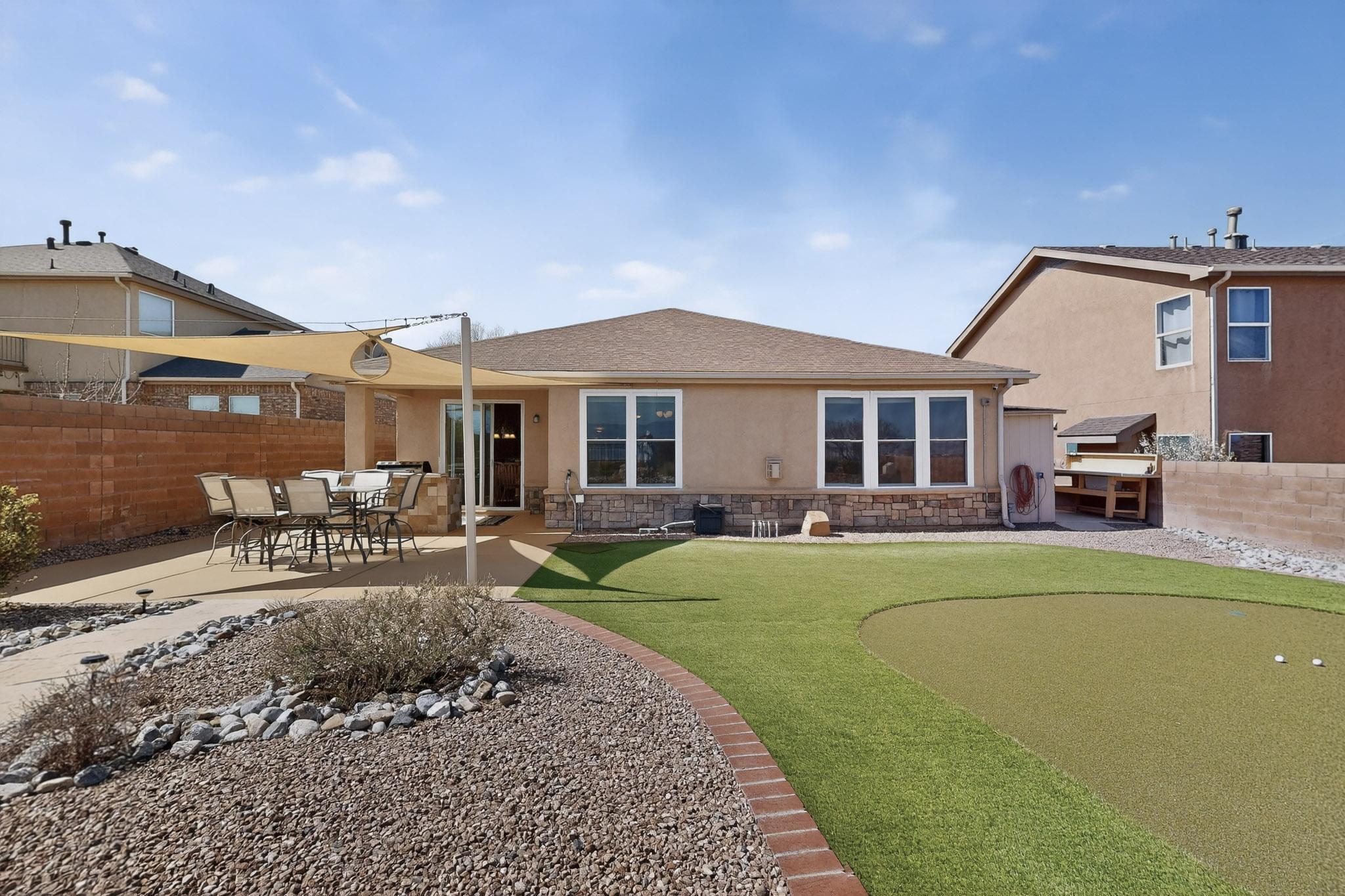 10200 Avenida Vista Sol NW