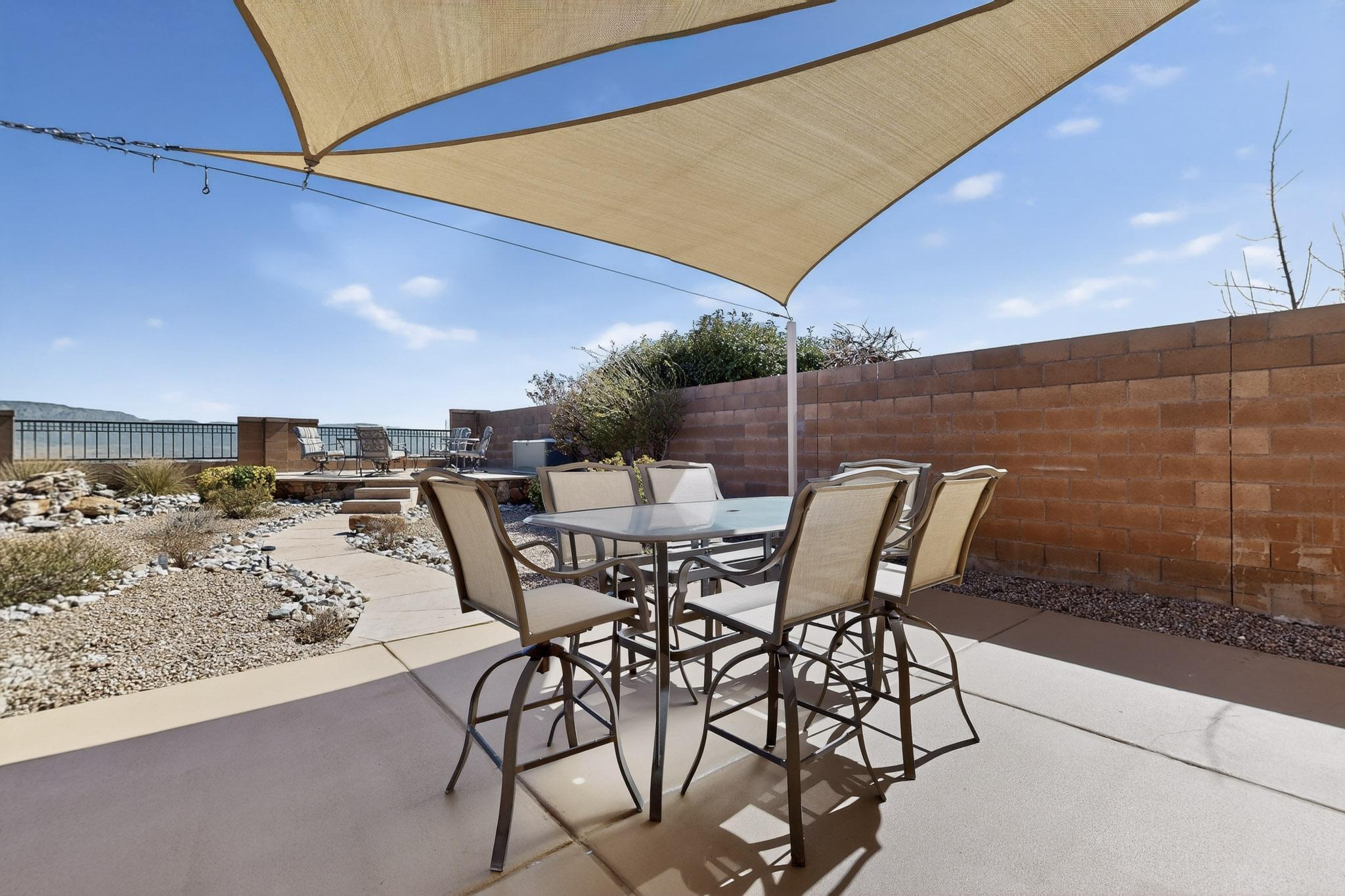 10200 Avenida Vista Sol NW