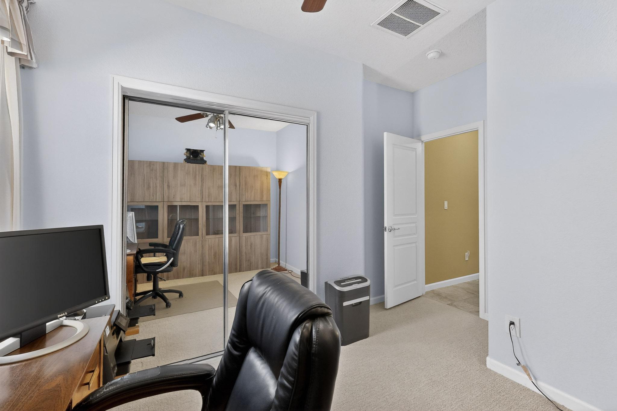 10200 Avenida Vista Sol NW