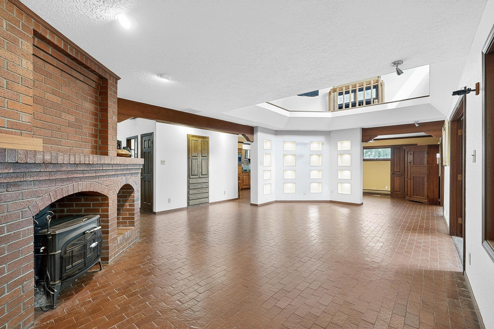 160 Andrews Lane