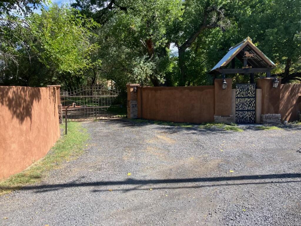 160 Andrews Lane