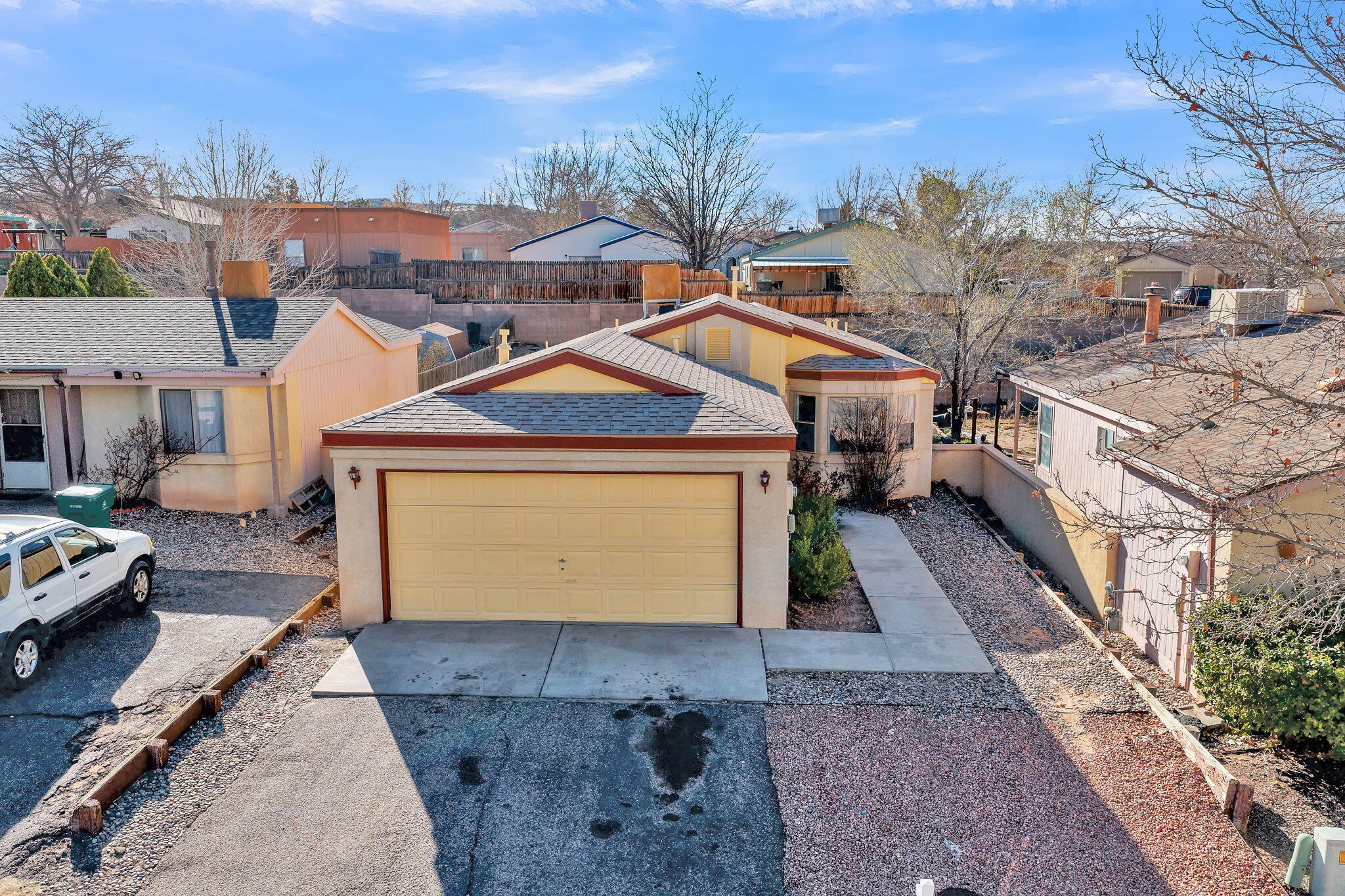 1605 Patti Place NE