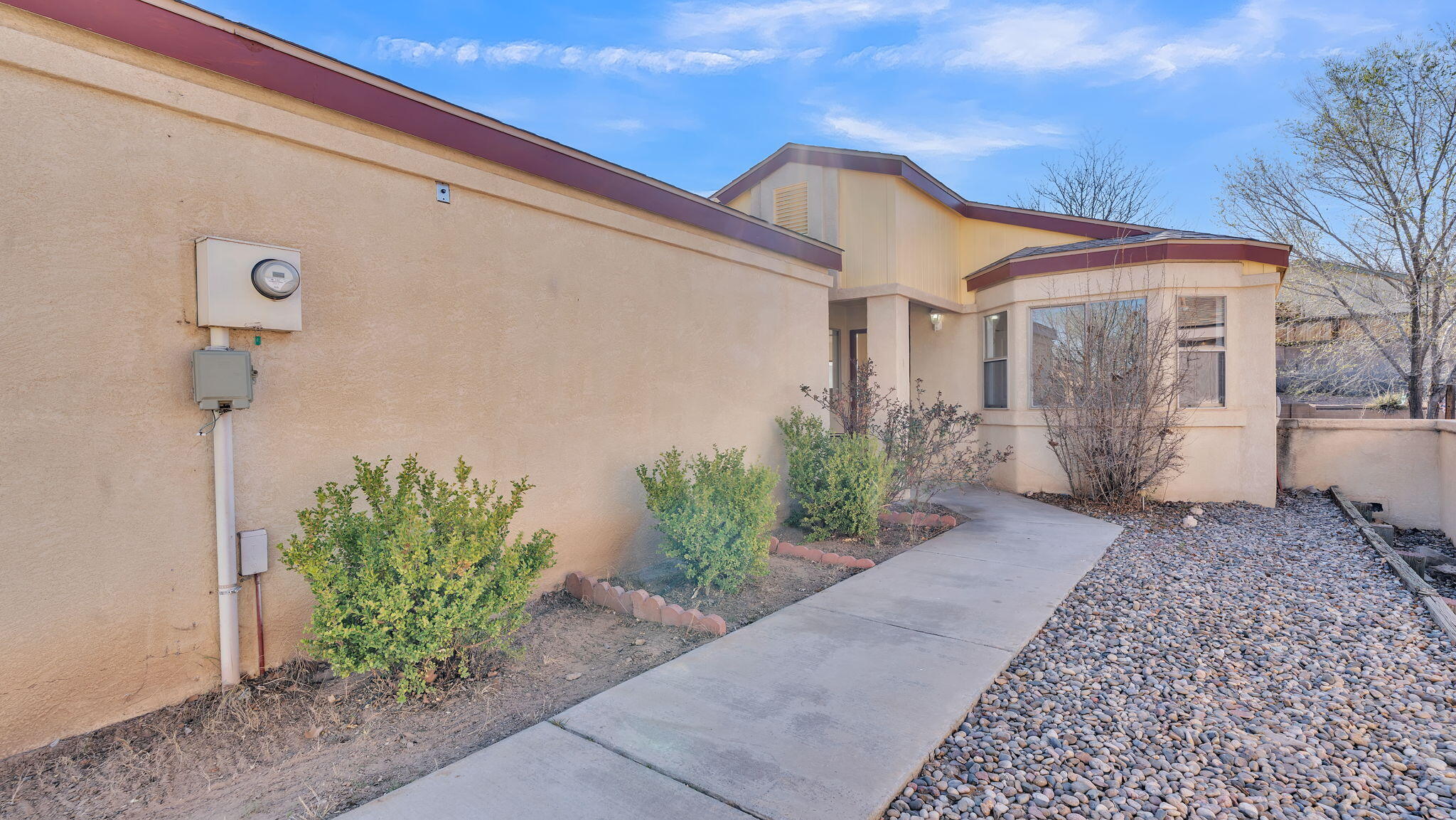 1605 Patti Place NE