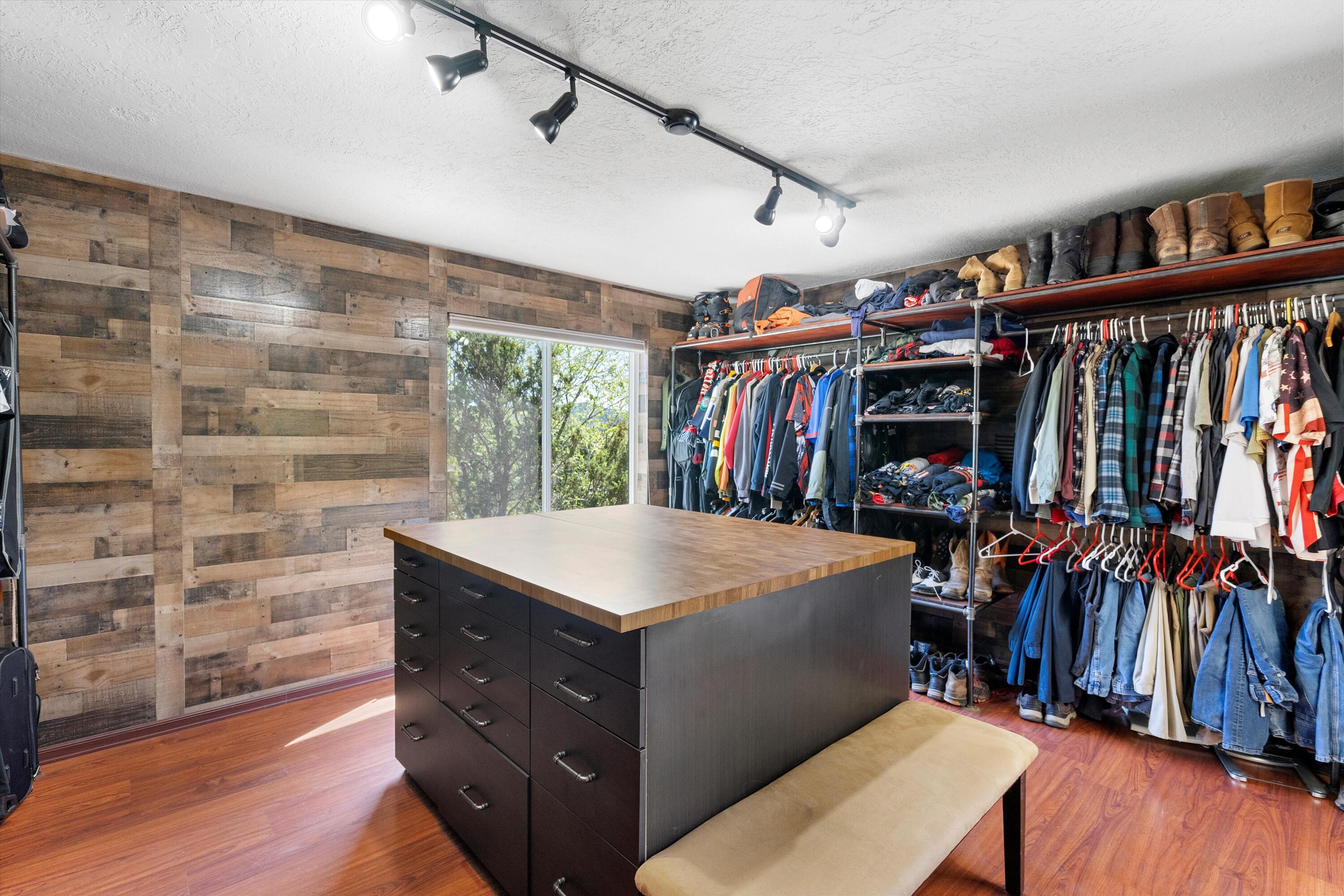 11 Eagle Trail