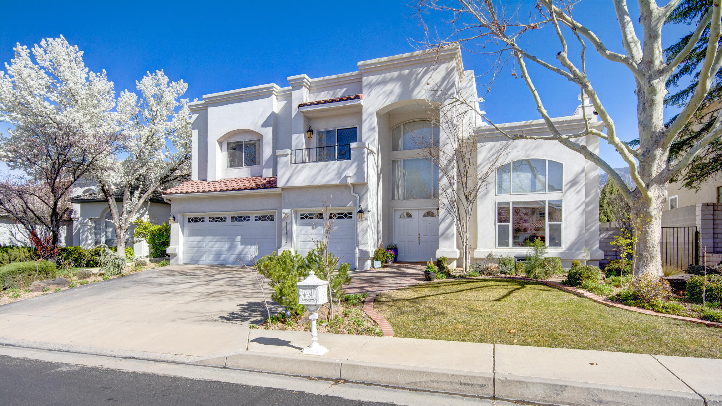 11209 Desert Classic Lane NE