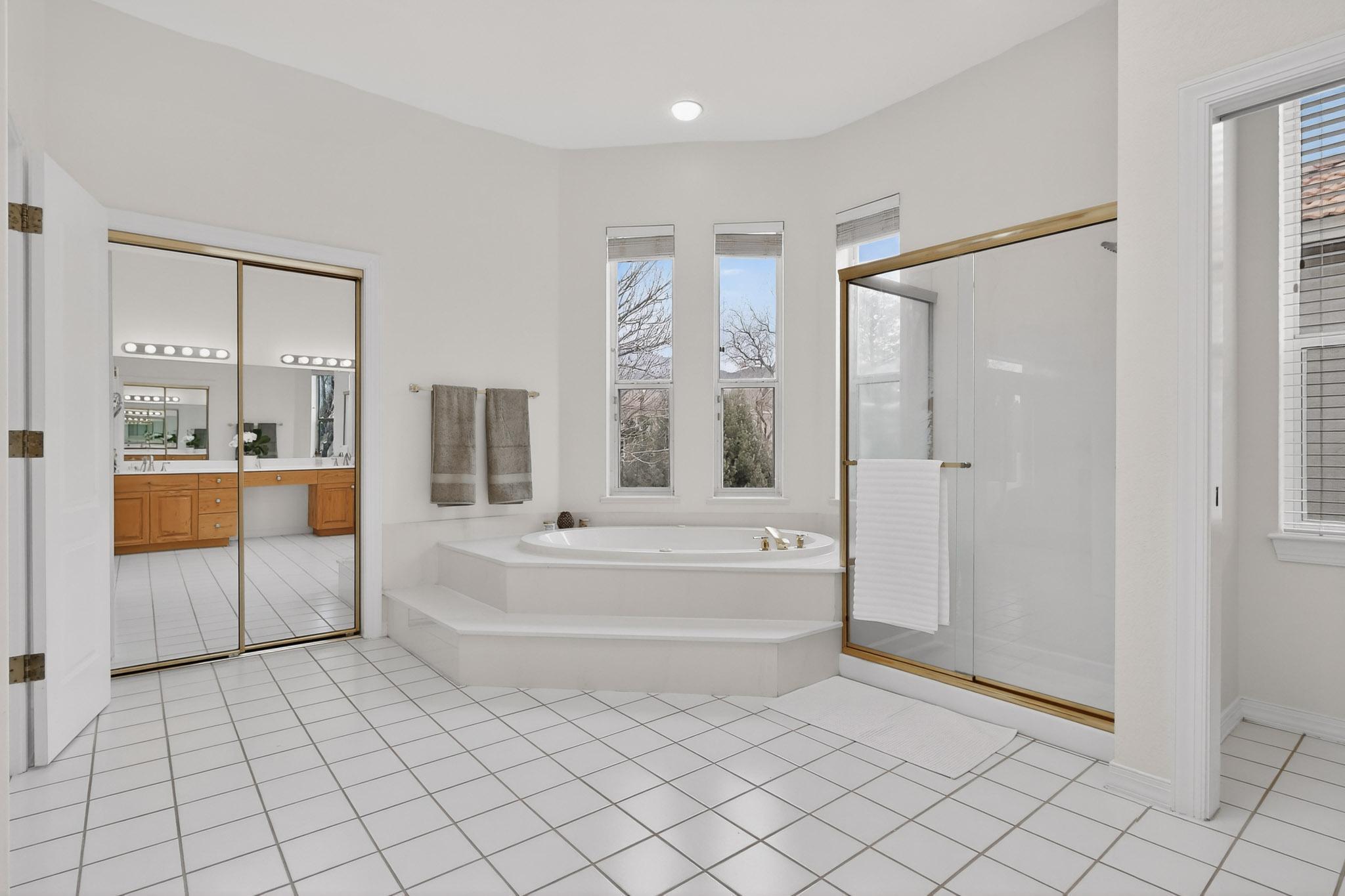 11209 Desert Classic Lane NE