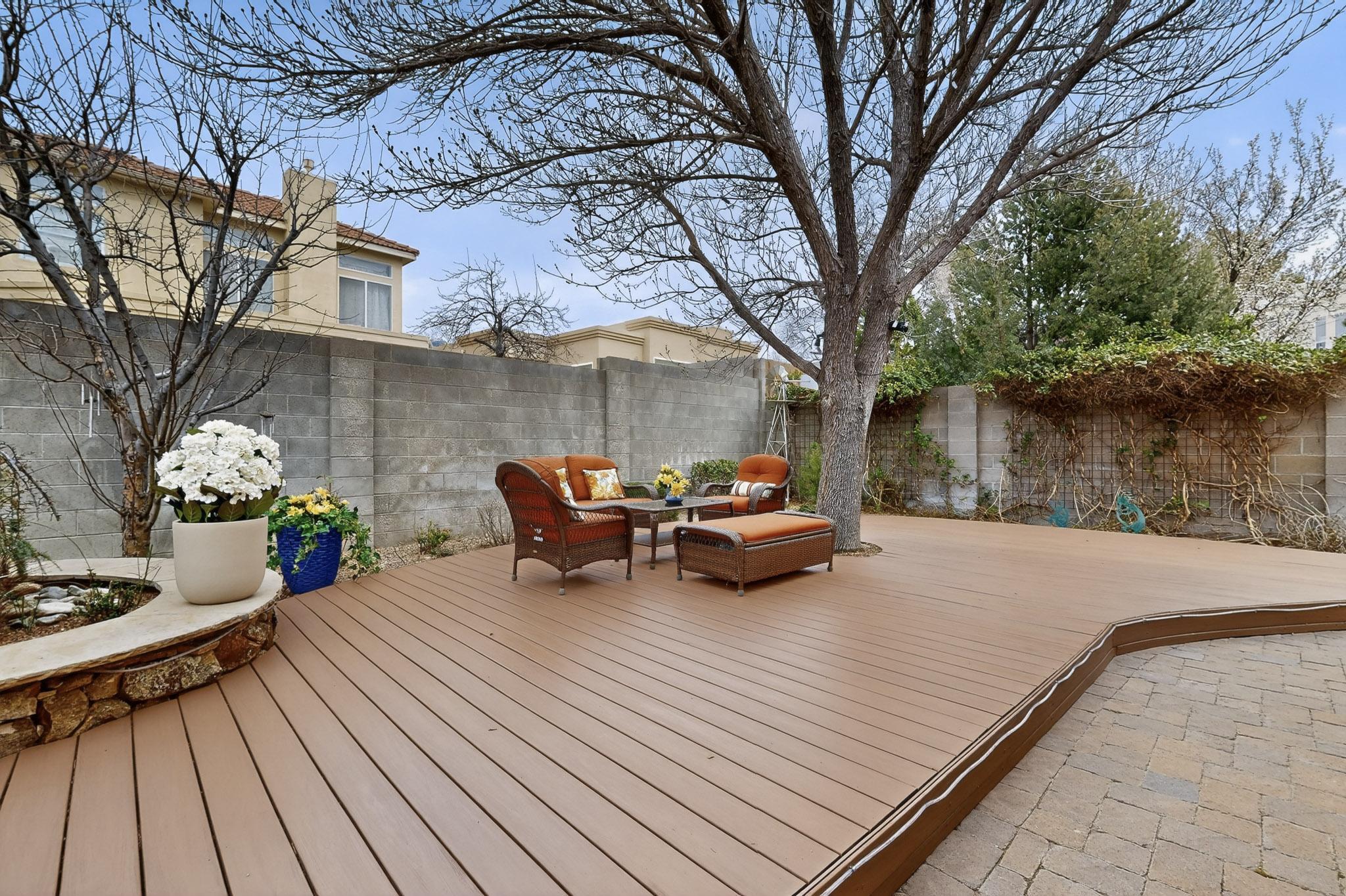 11209 Desert Classic Lane NE