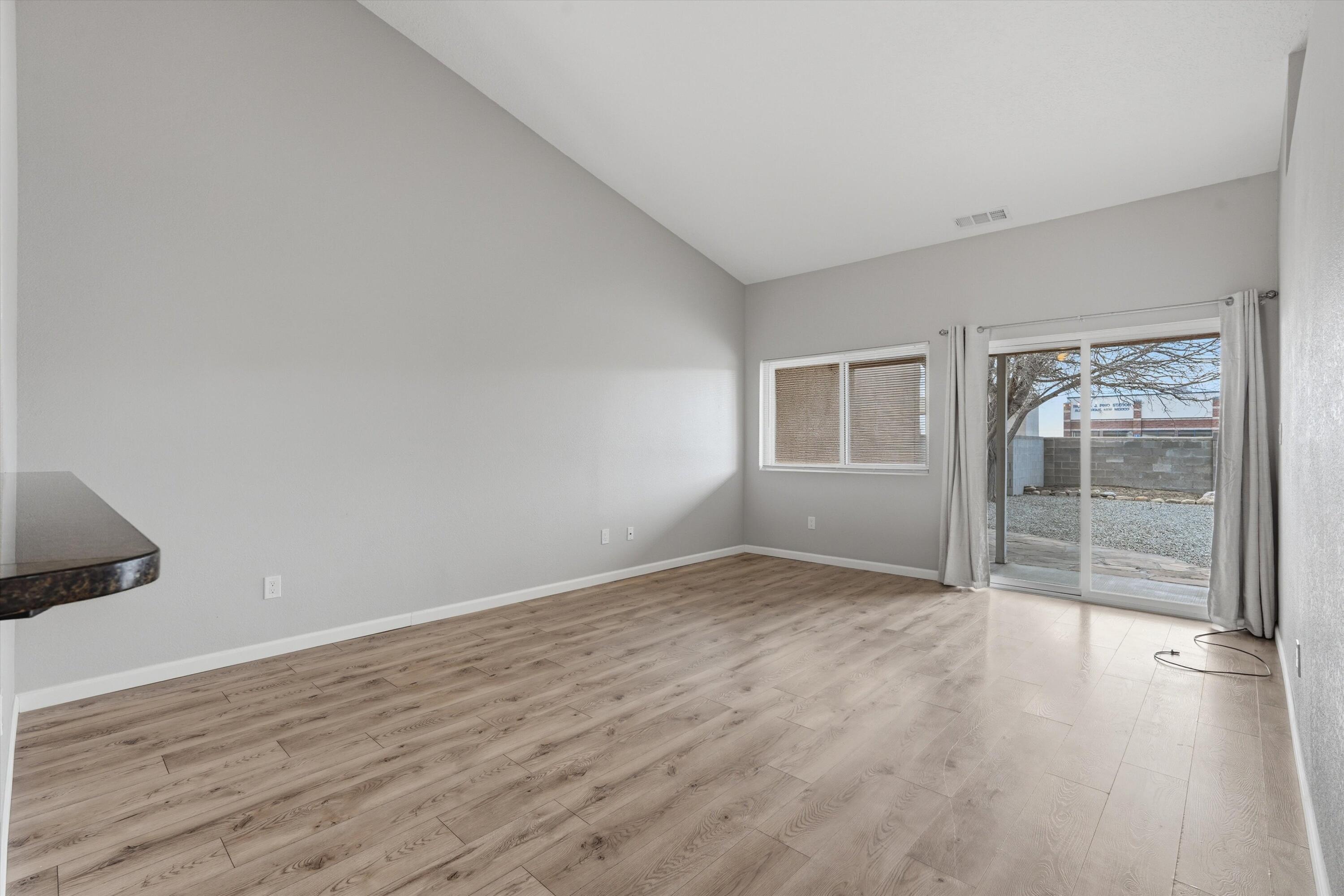 4608 Fairfax Drive NW