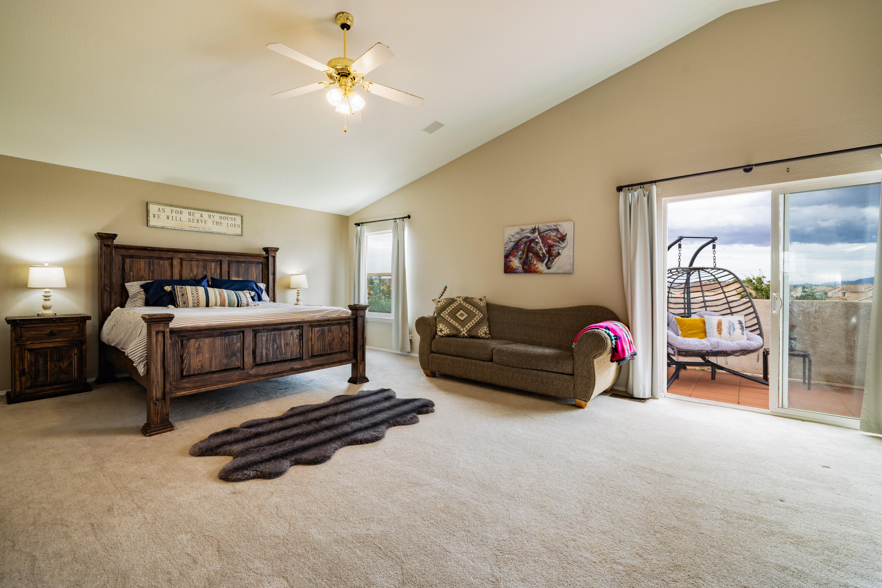 10440 Calle Hermosa Court NW