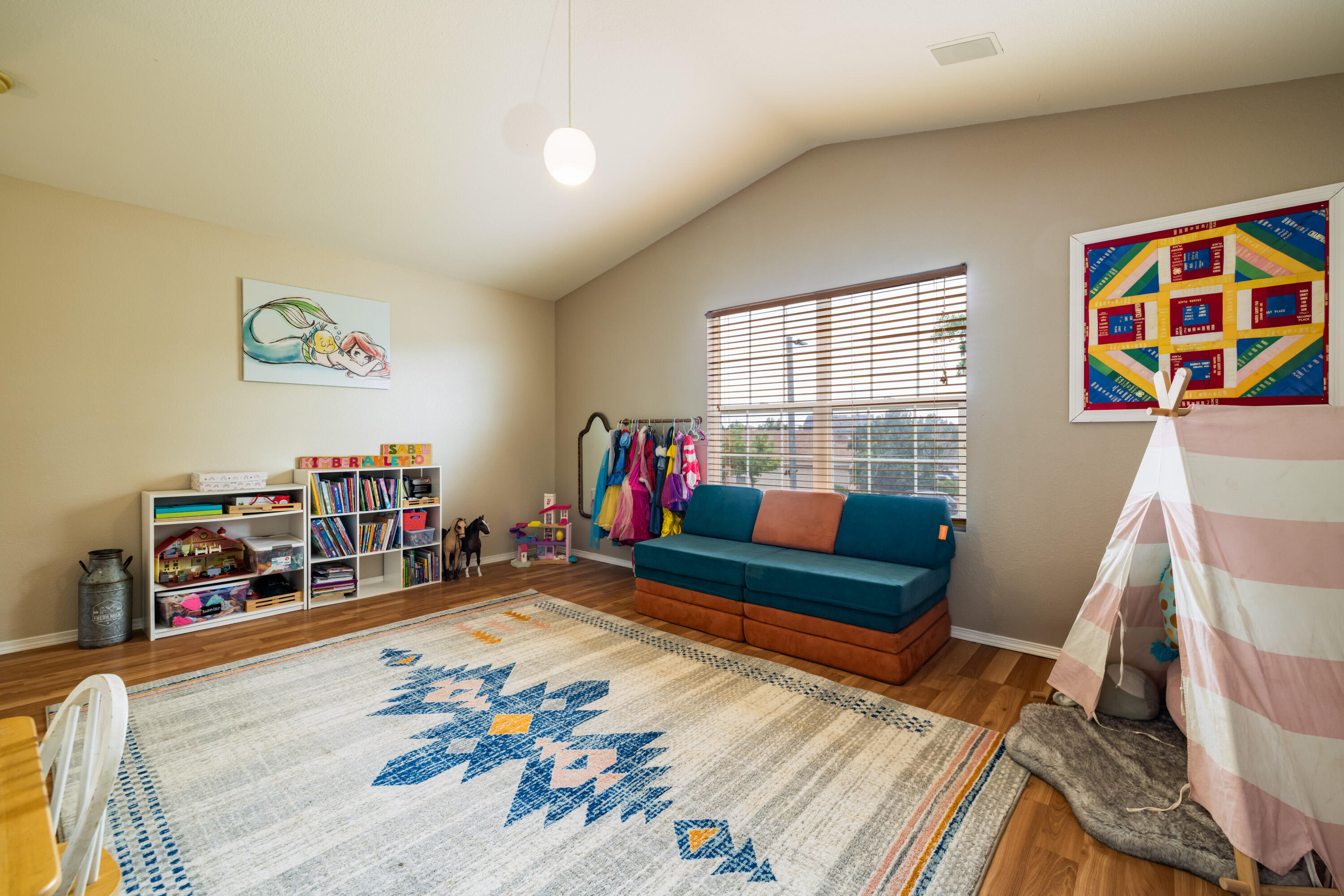 10440 Calle Hermosa Court NW