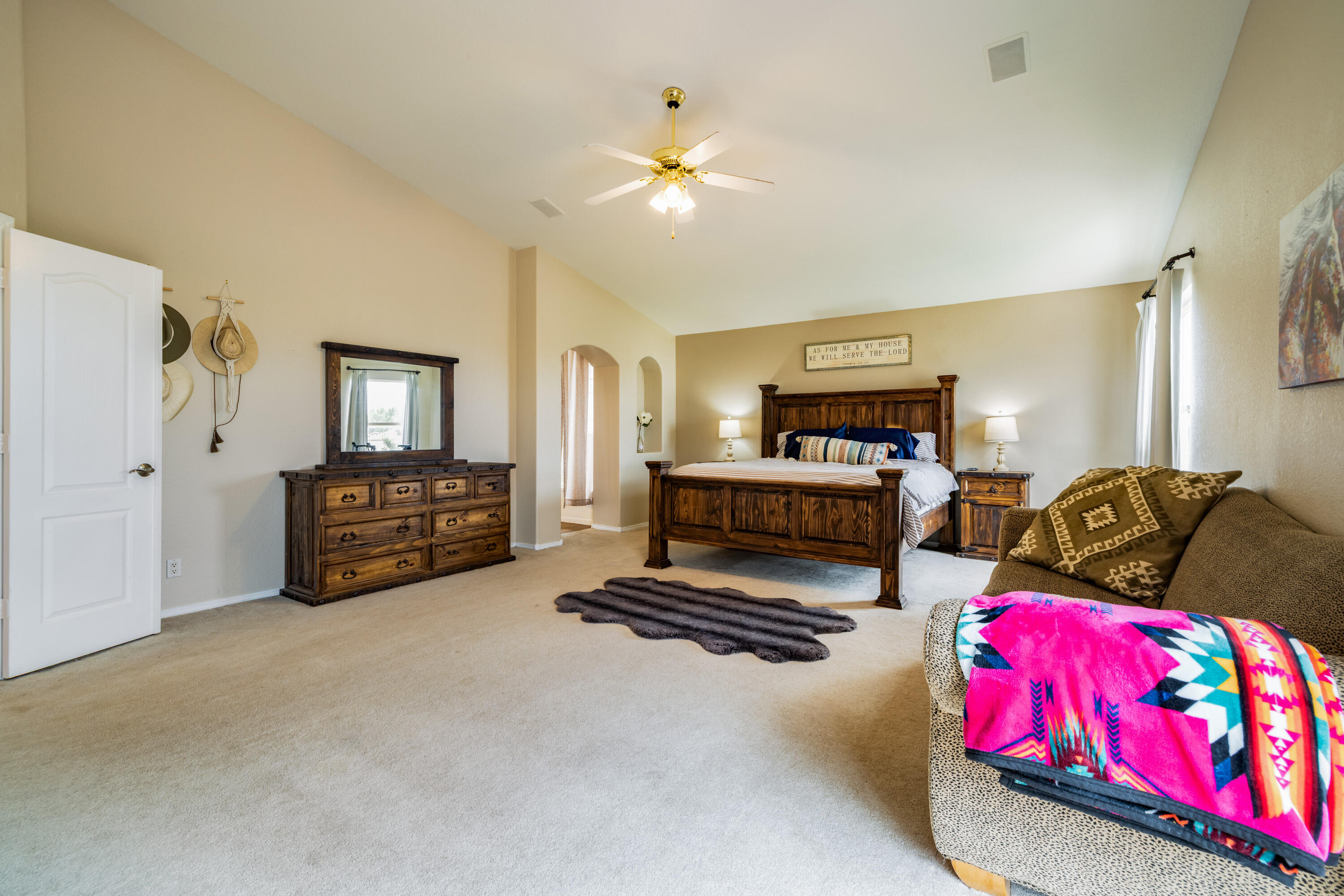 10440 Calle Hermosa Court NW