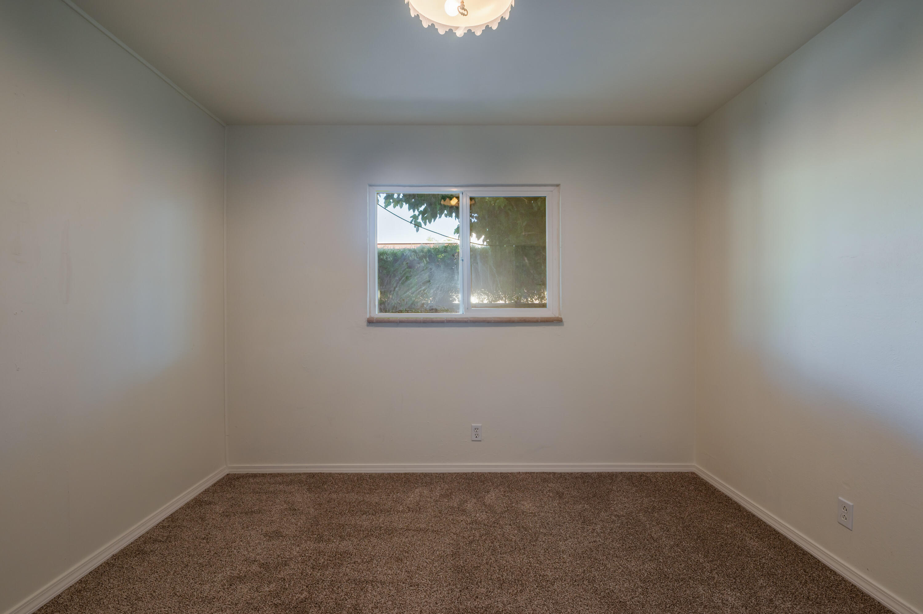 2014 General Somervell Street NE