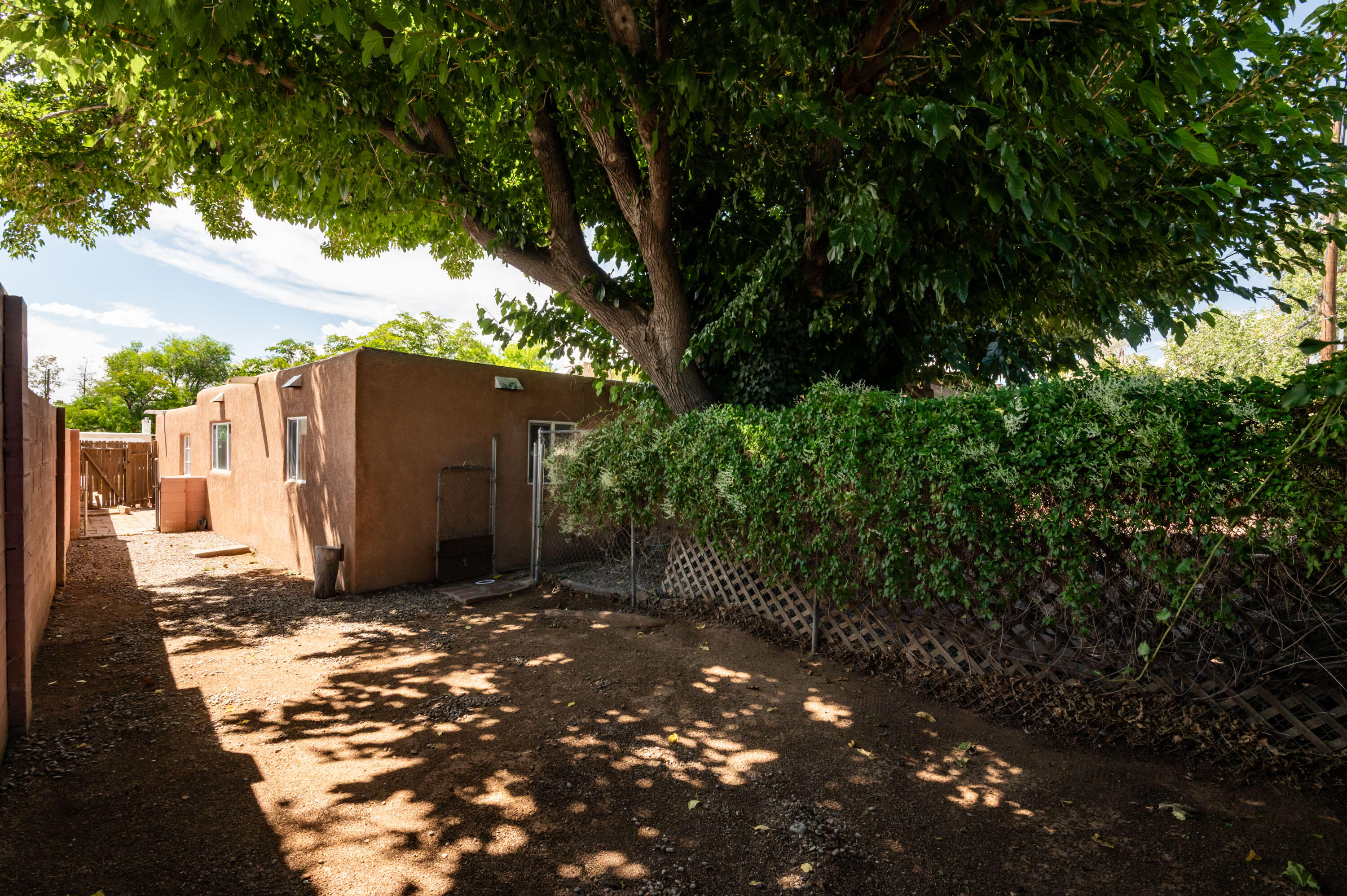 2014 General Somervell Street NE