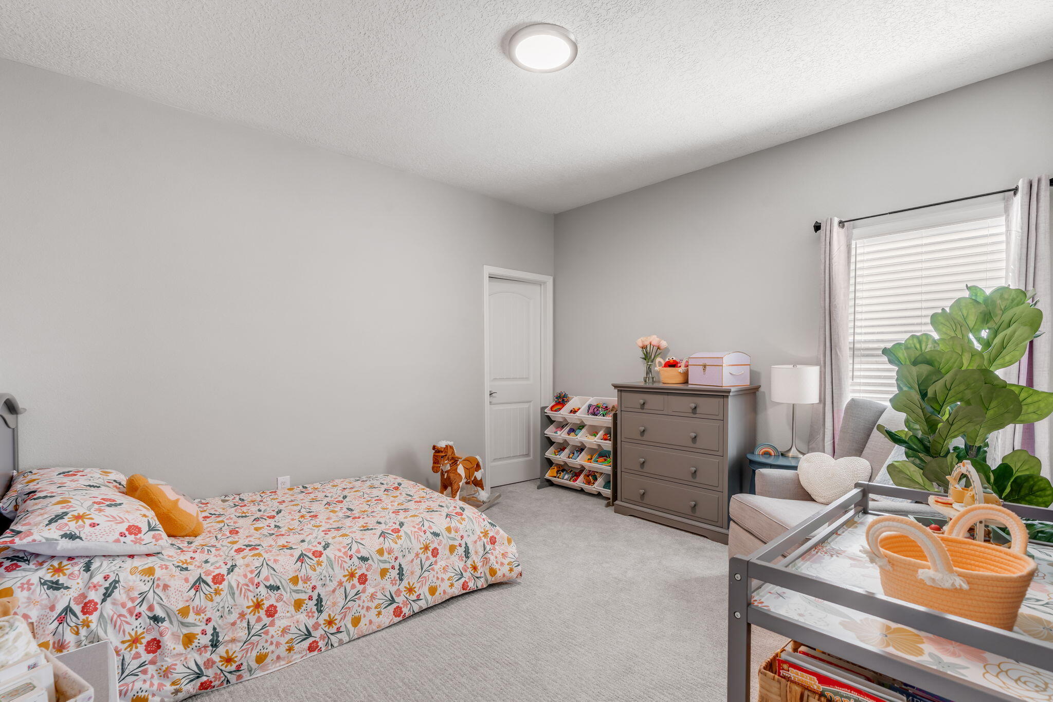 8848 Mancos Street NW