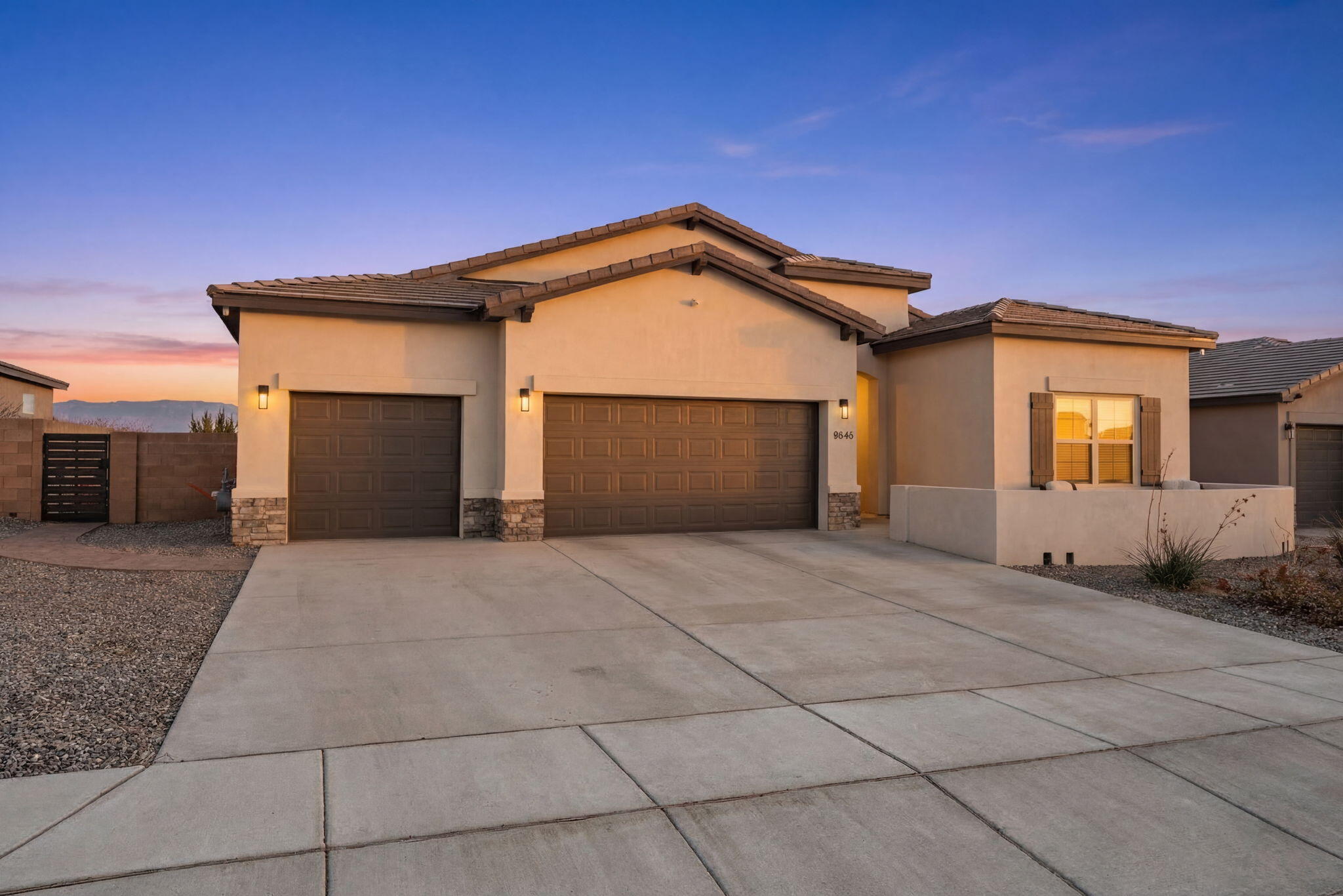 8848 Mancos Street NW