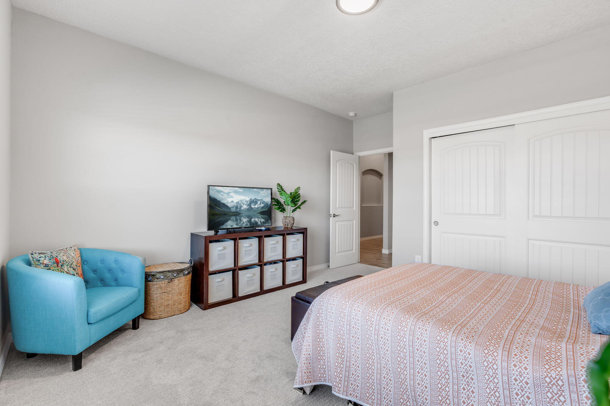 8848 Mancos Street NW