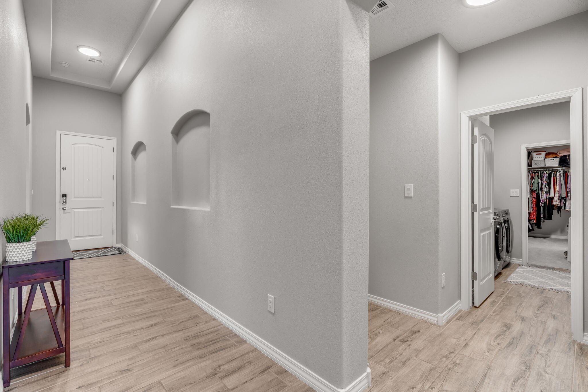 8848 Mancos Street NW