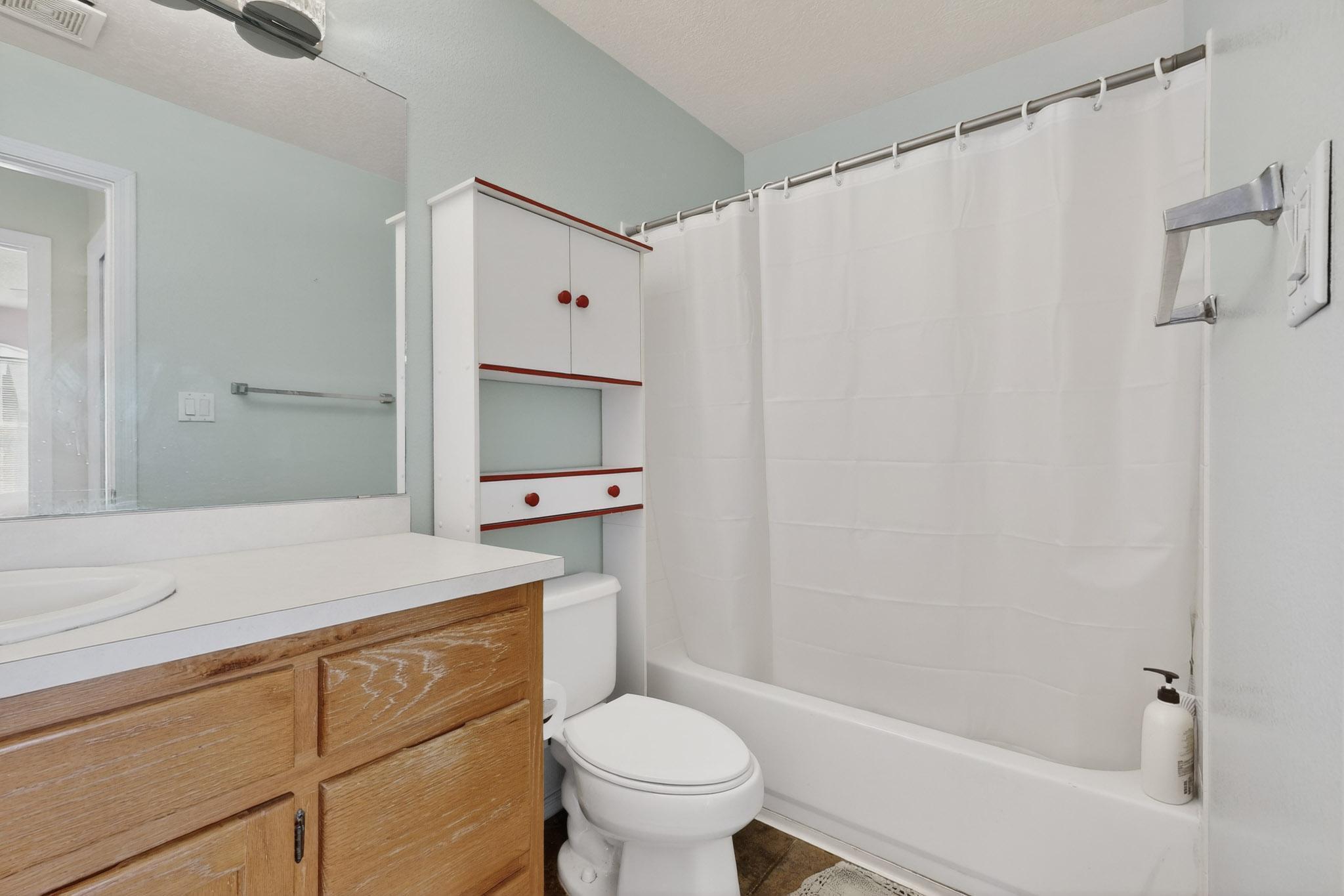 7201 Natalie Janae Lane NE