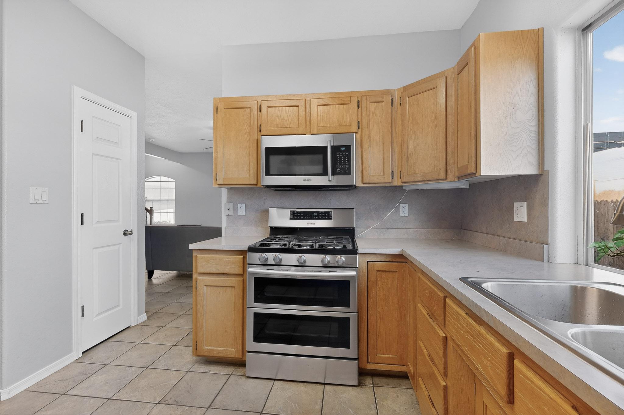 7201 Natalie Janae Lane NE