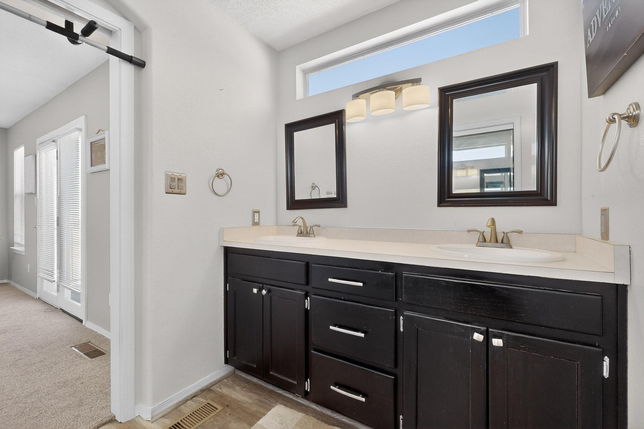 7201 Natalie Janae Lane NE