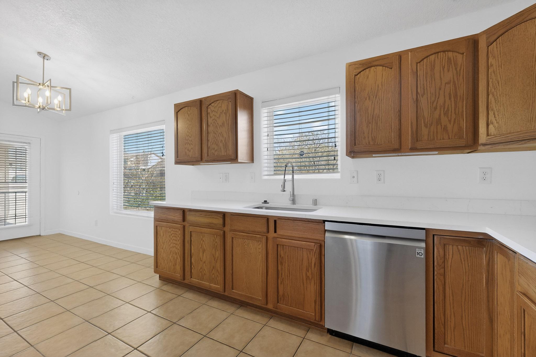 1316 Reynosa Loop SE