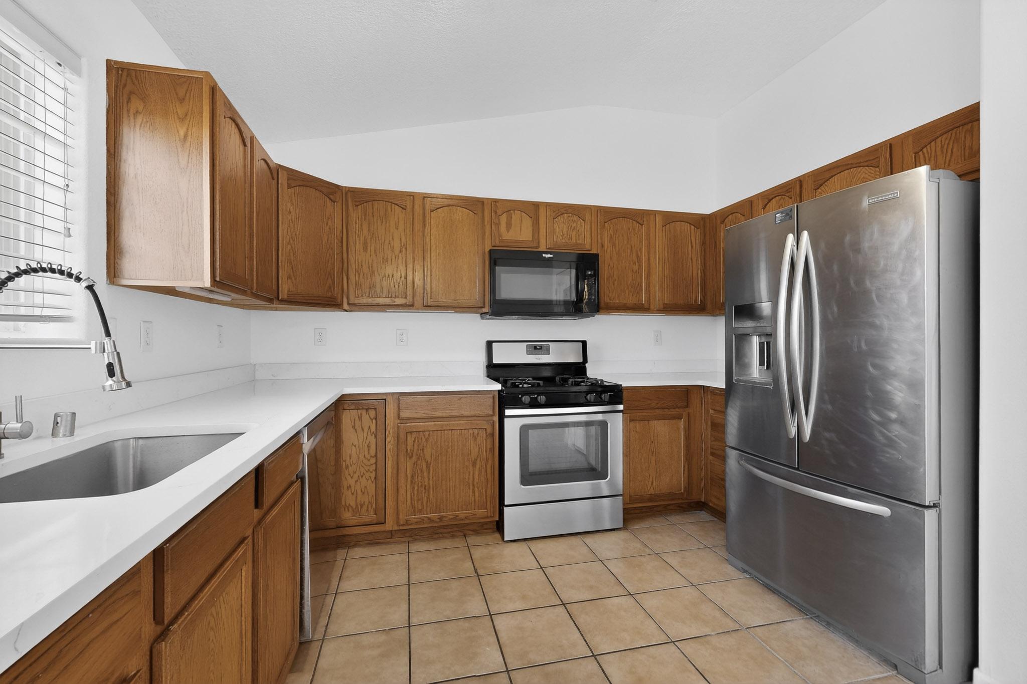 1316 Reynosa Loop SE