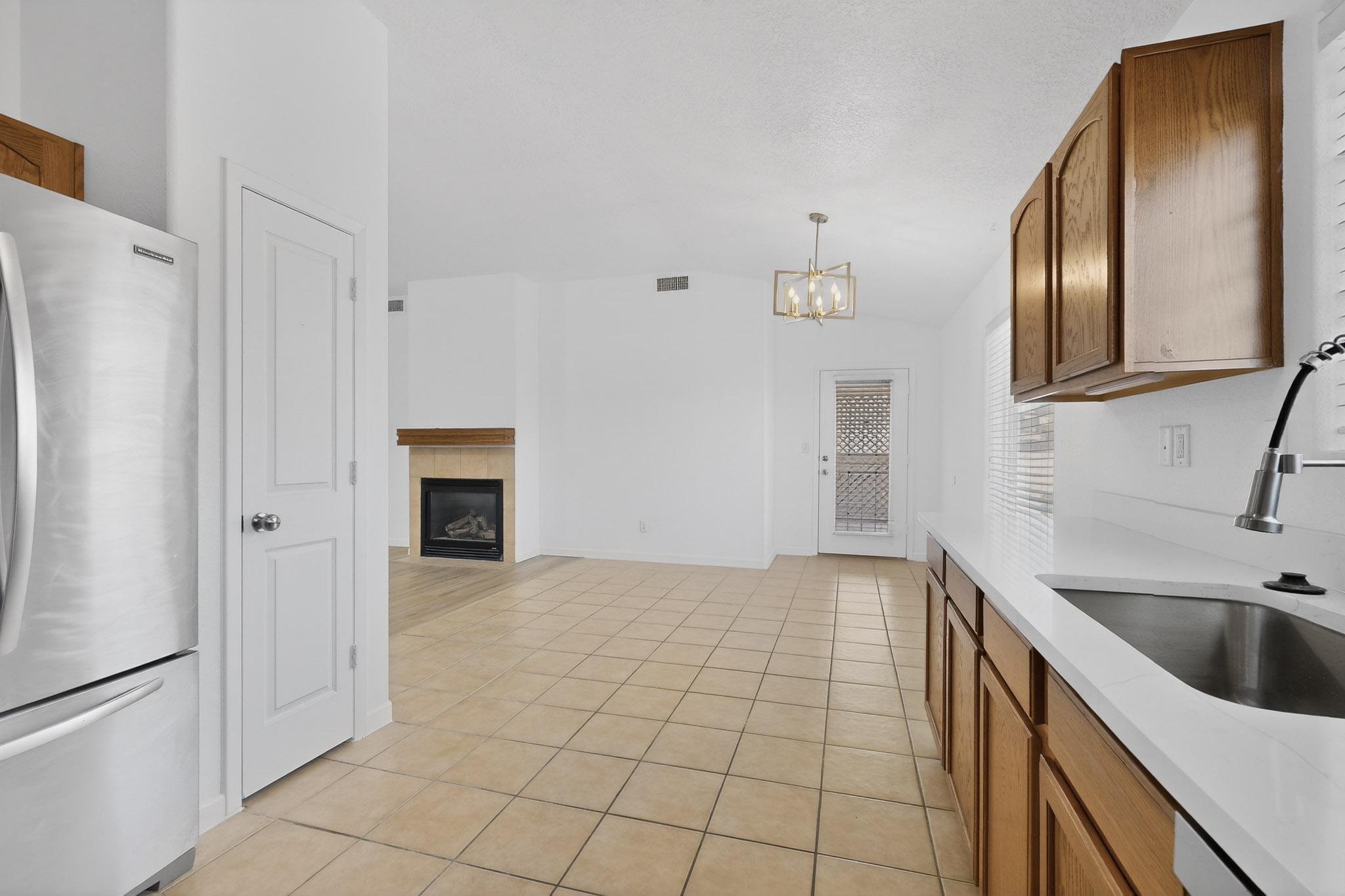 1316 Reynosa Loop SE