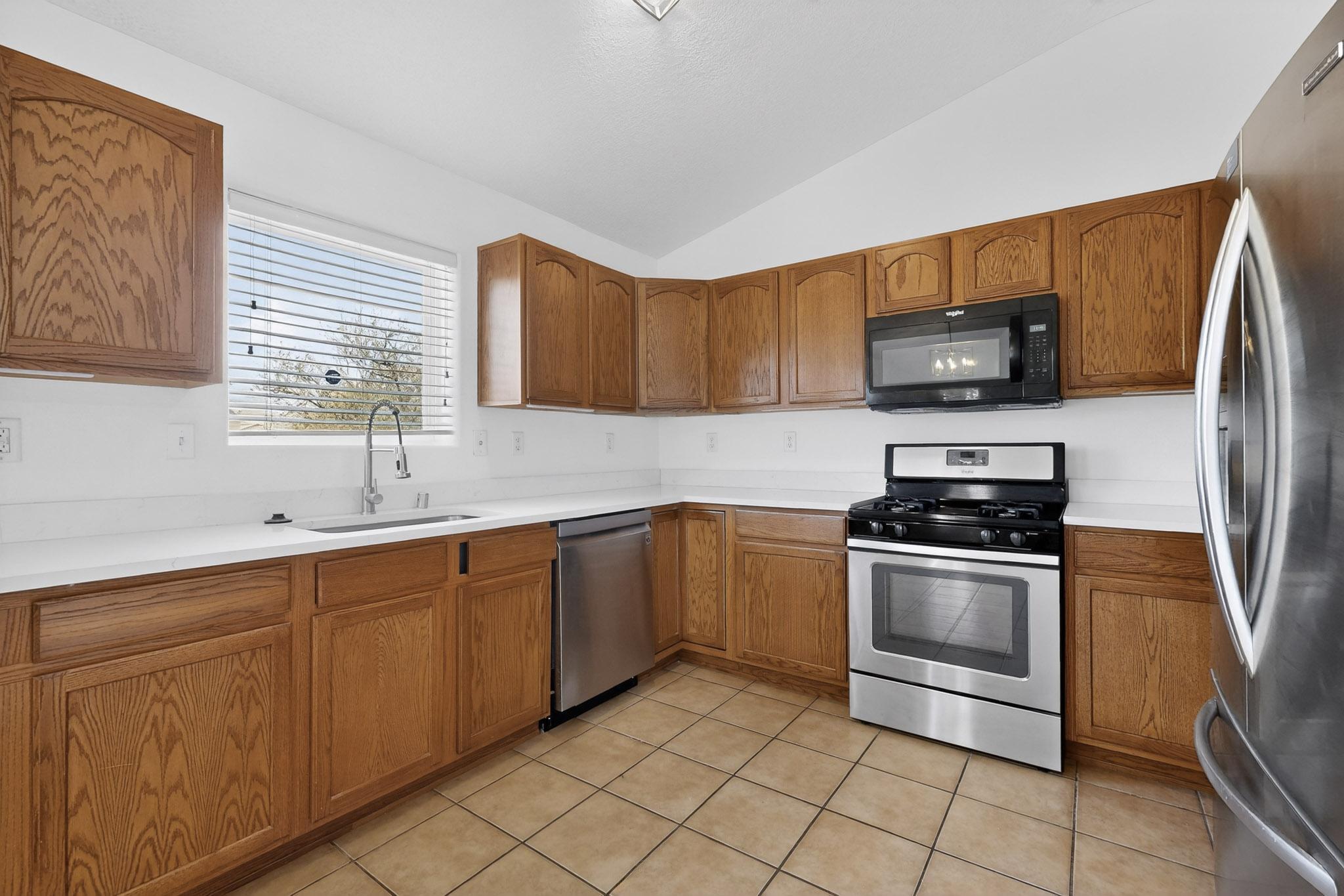 1316 Reynosa Loop SE