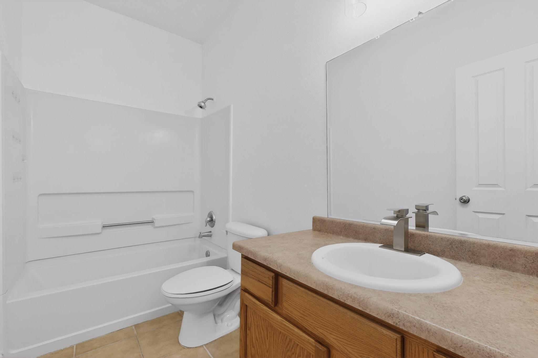 1316 Reynosa Loop SE