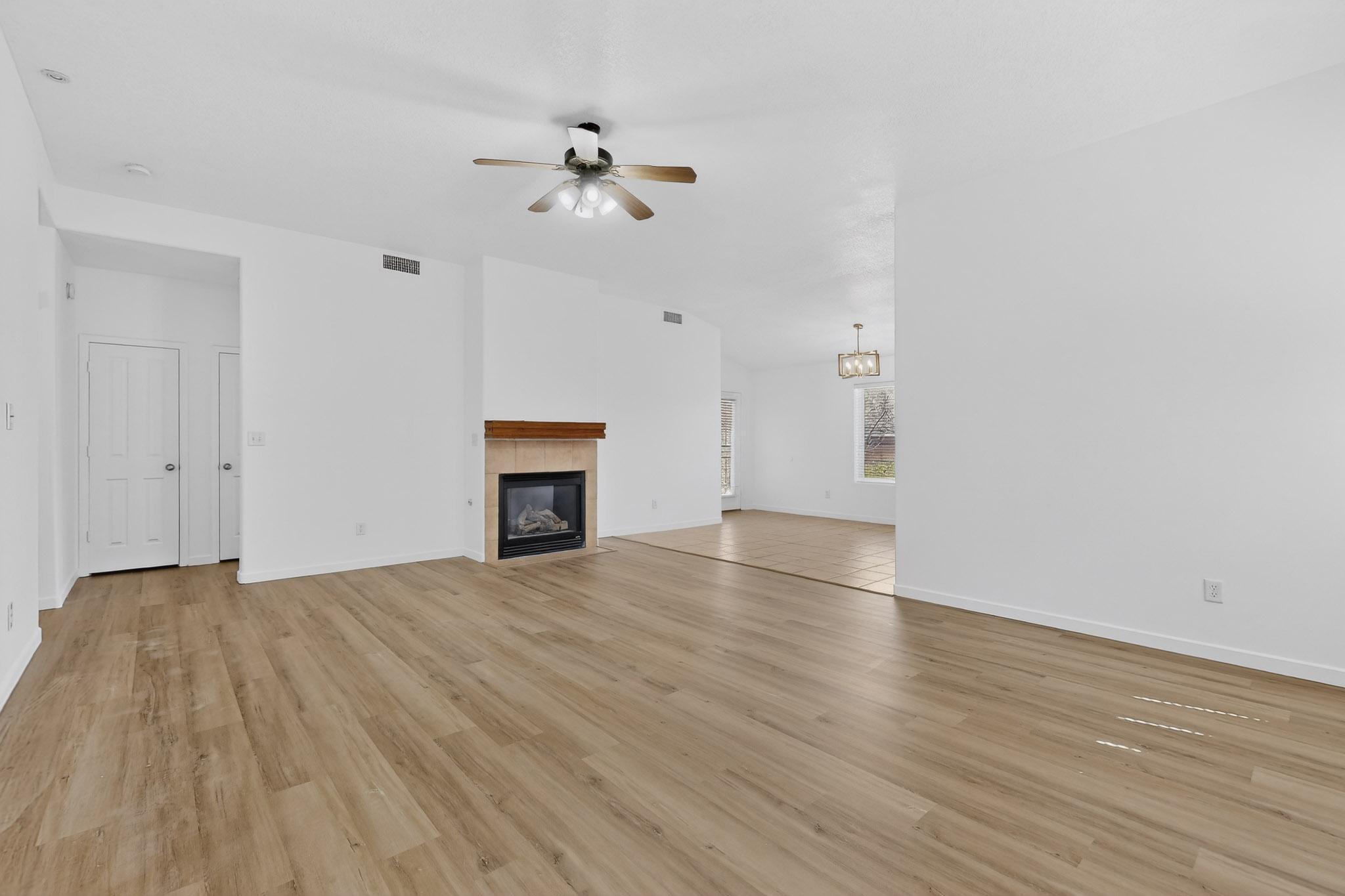 1316 Reynosa Loop SE