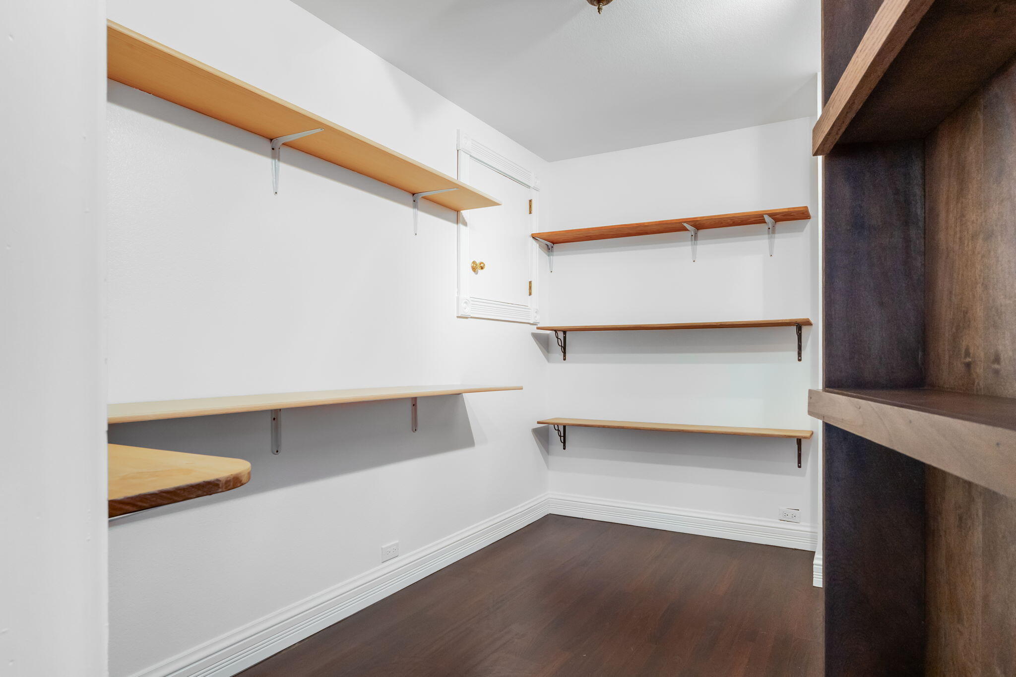 4411 Constitution Avenue NE