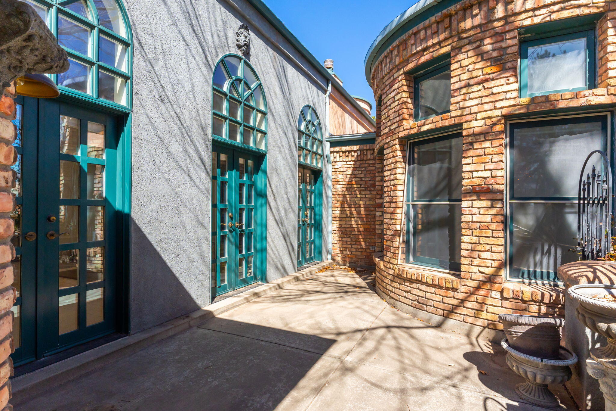 4411 Constitution Avenue NE