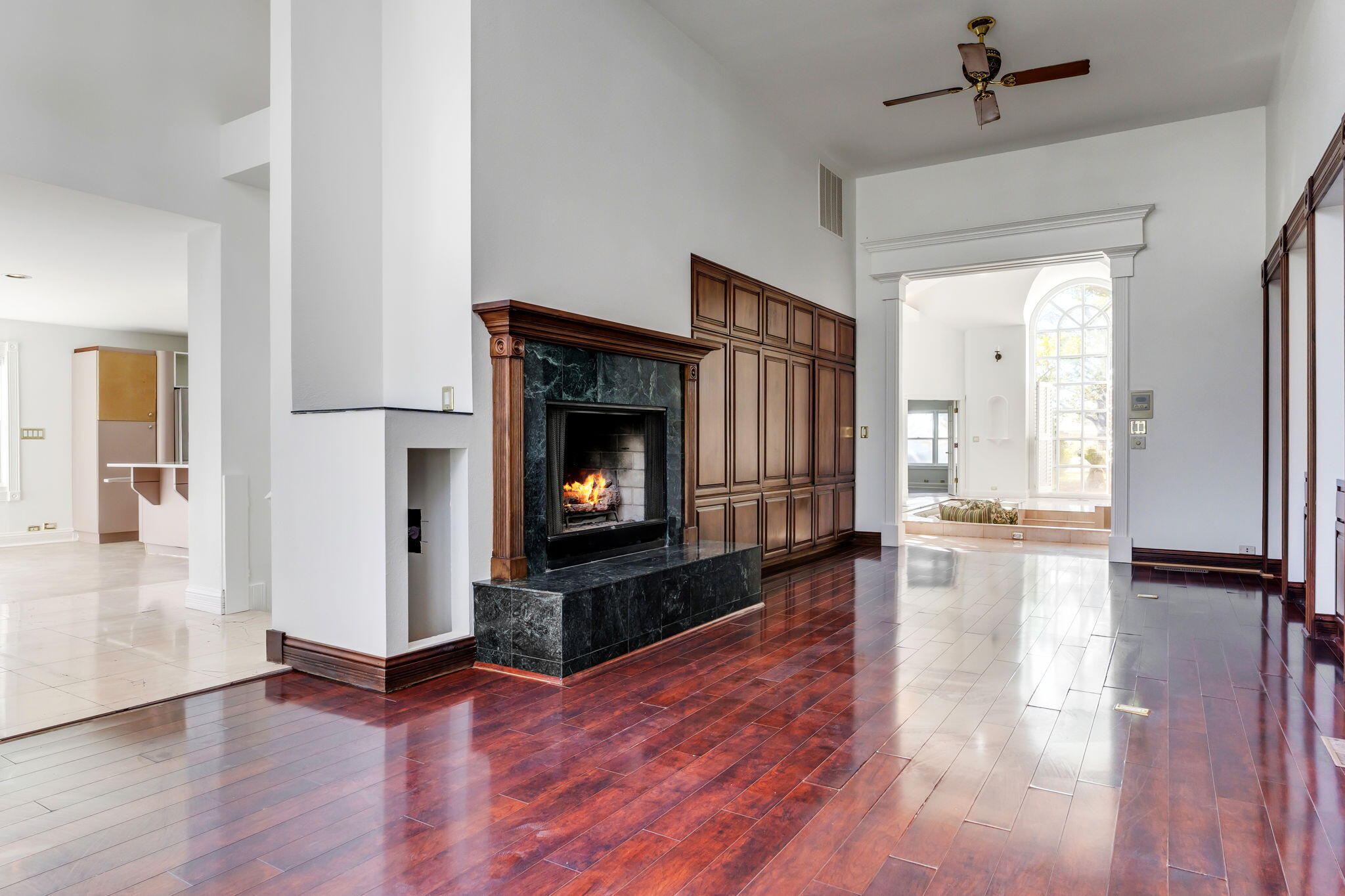 4411 Constitution Avenue NE