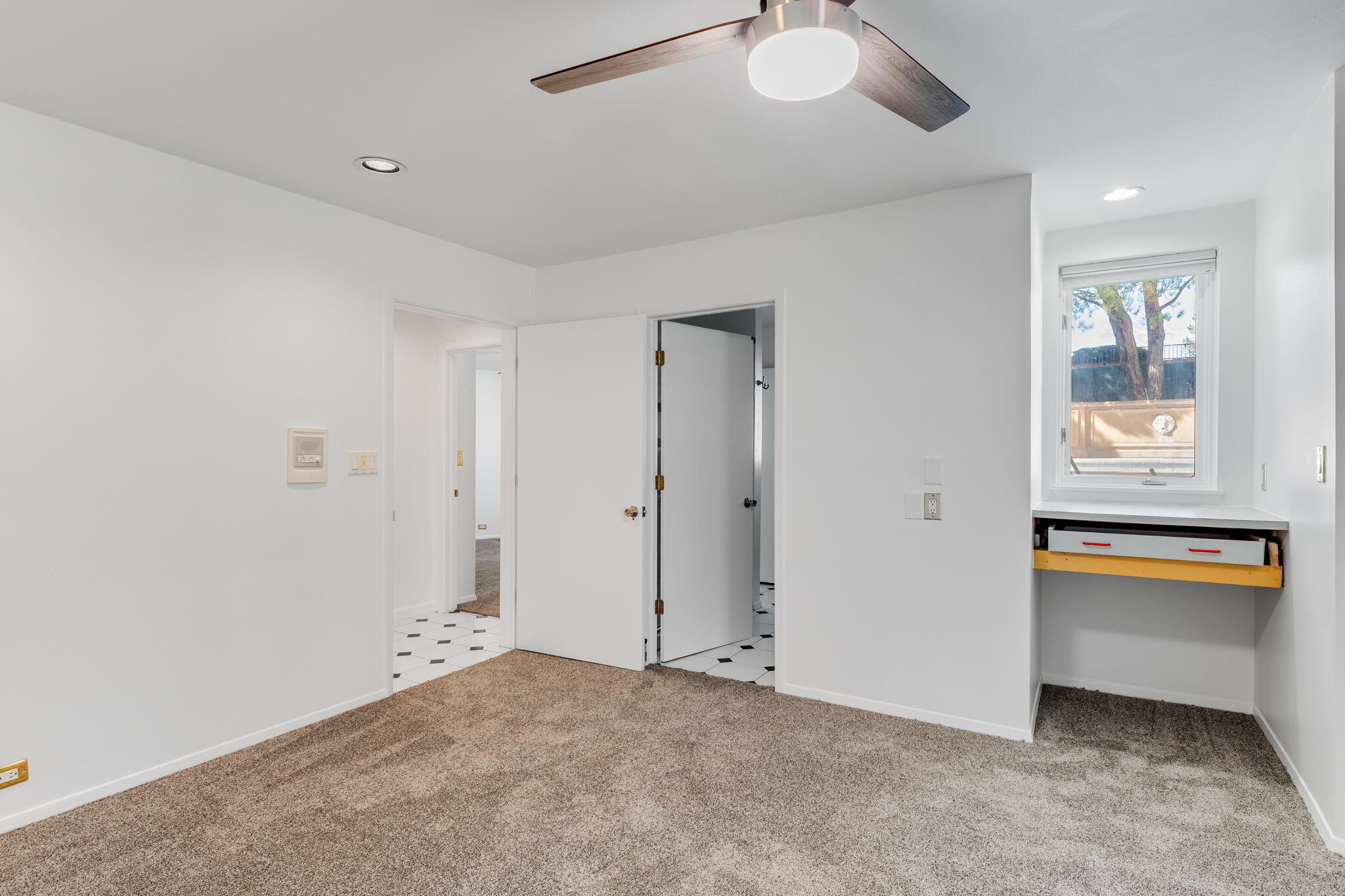 4411 Constitution Avenue NE