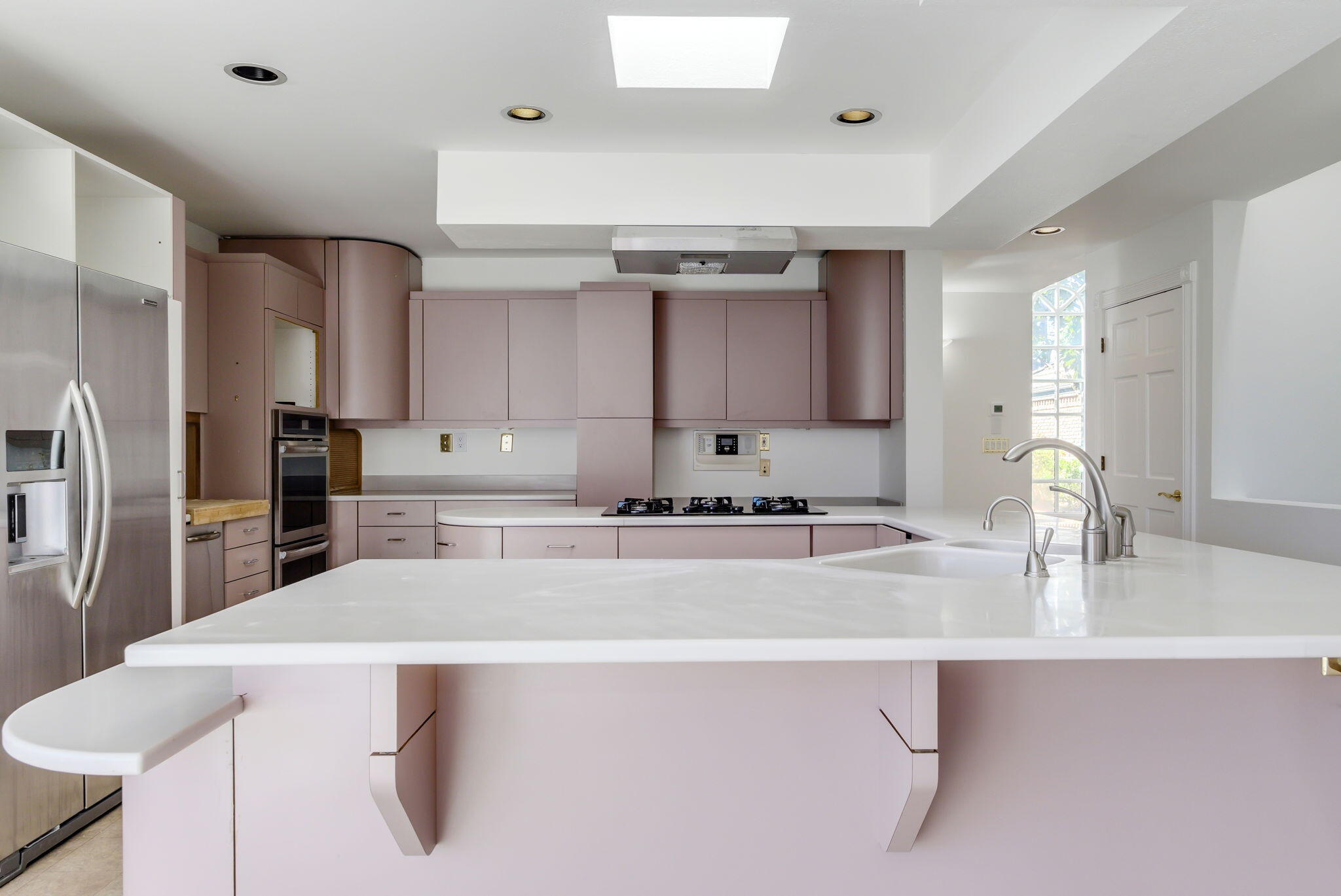 4411 Constitution Avenue NE