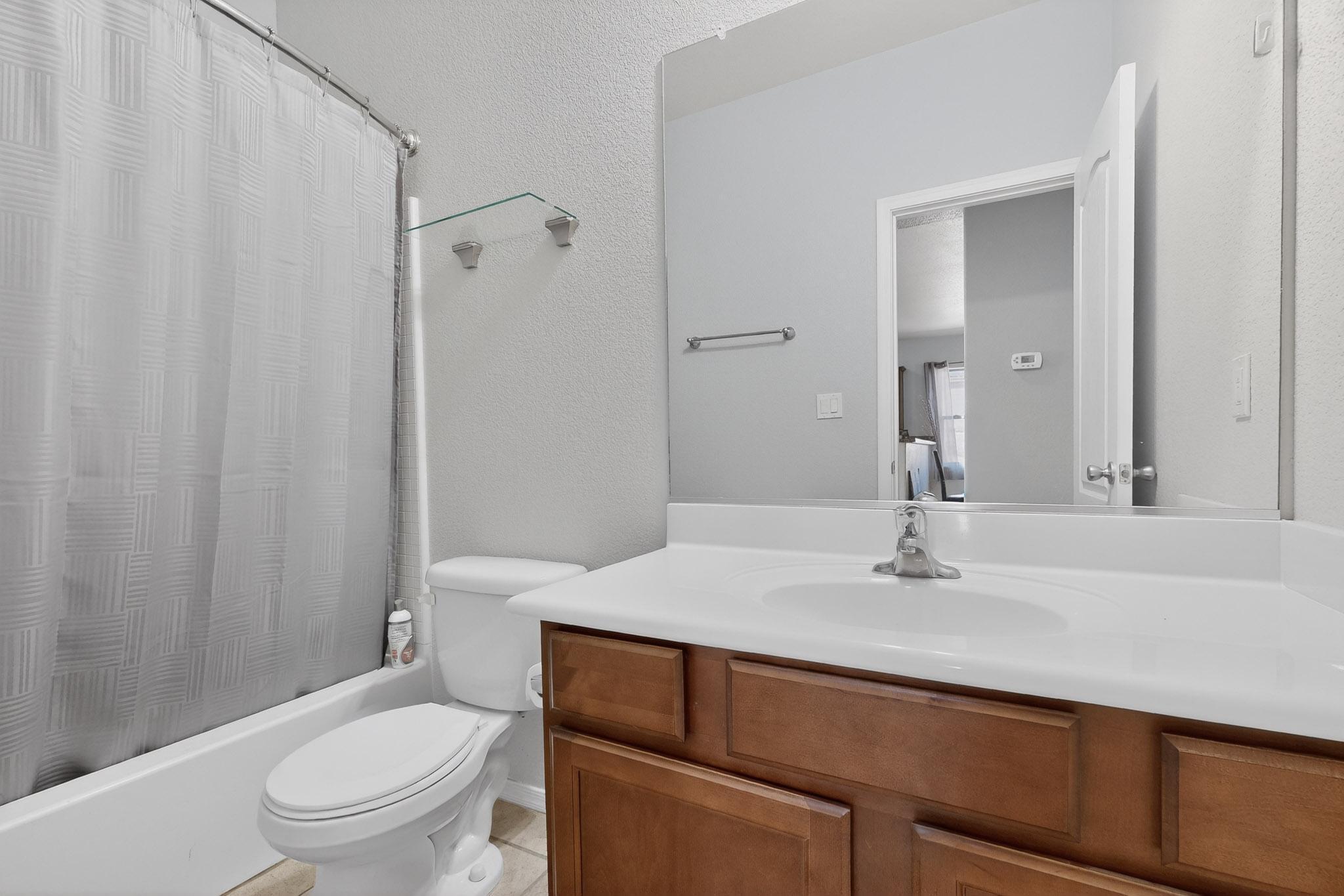 6701 Mountain Hawk Loop NE