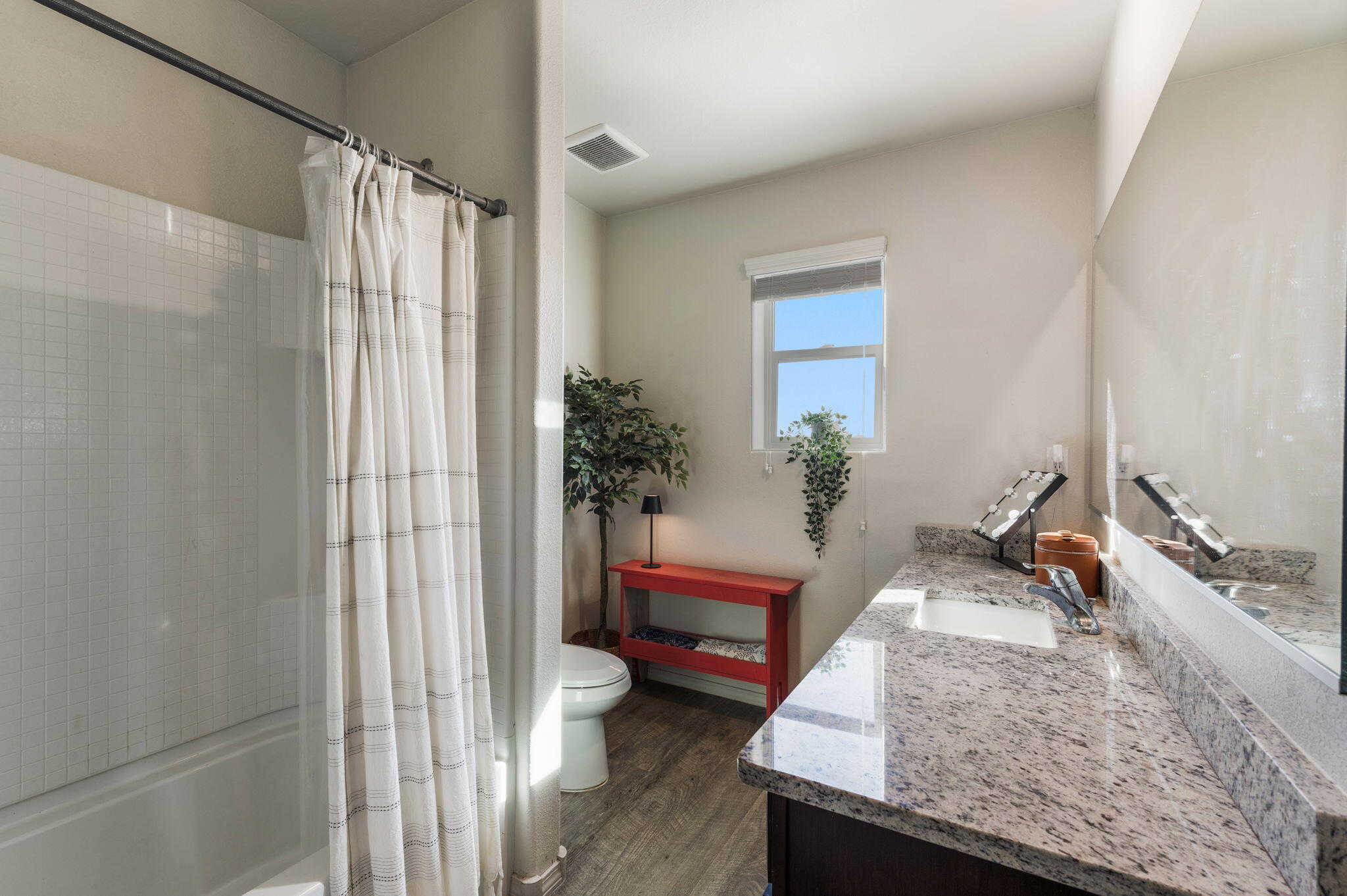 1616 Domino Drive SE