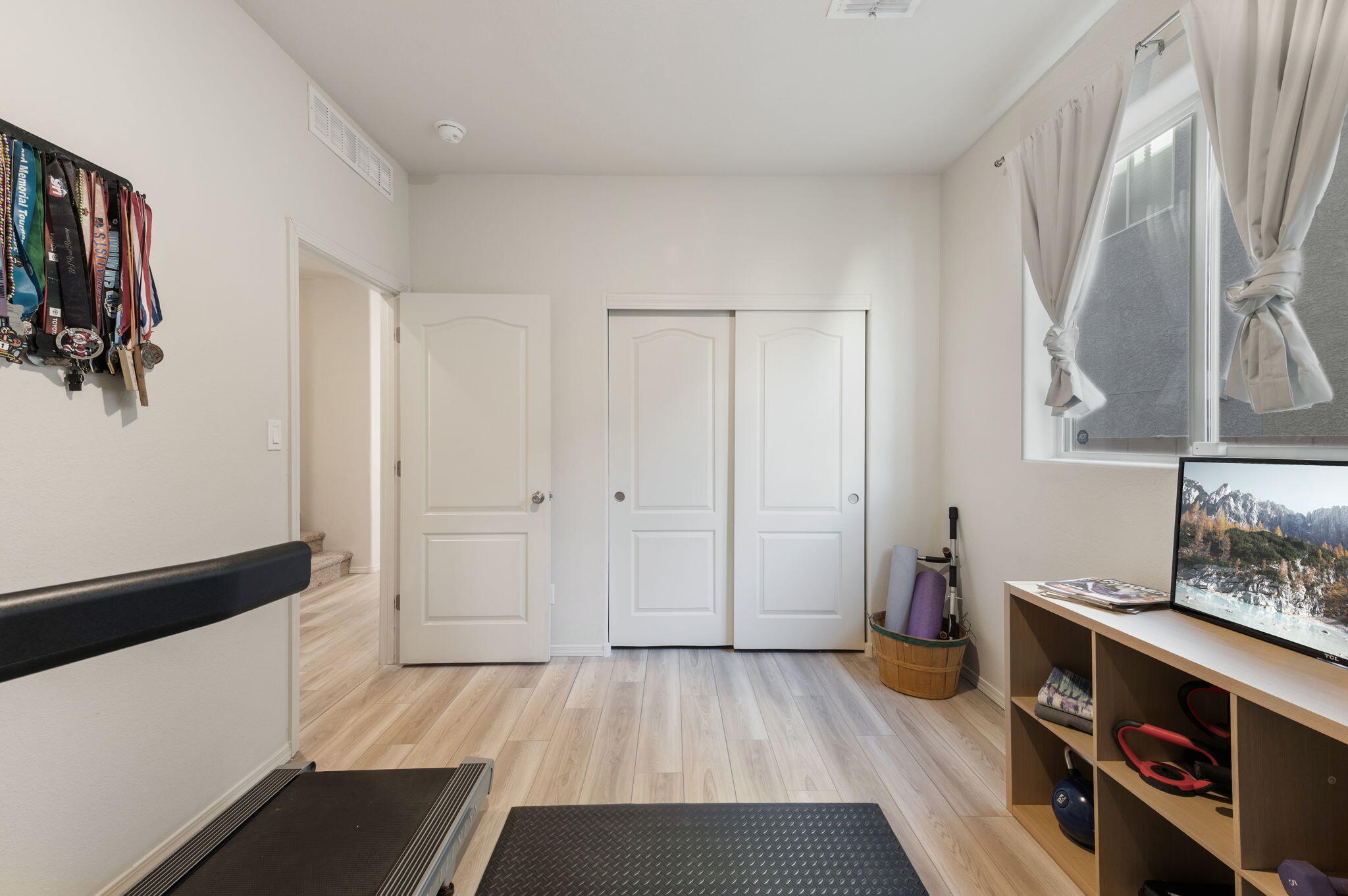1616 Domino Drive SE