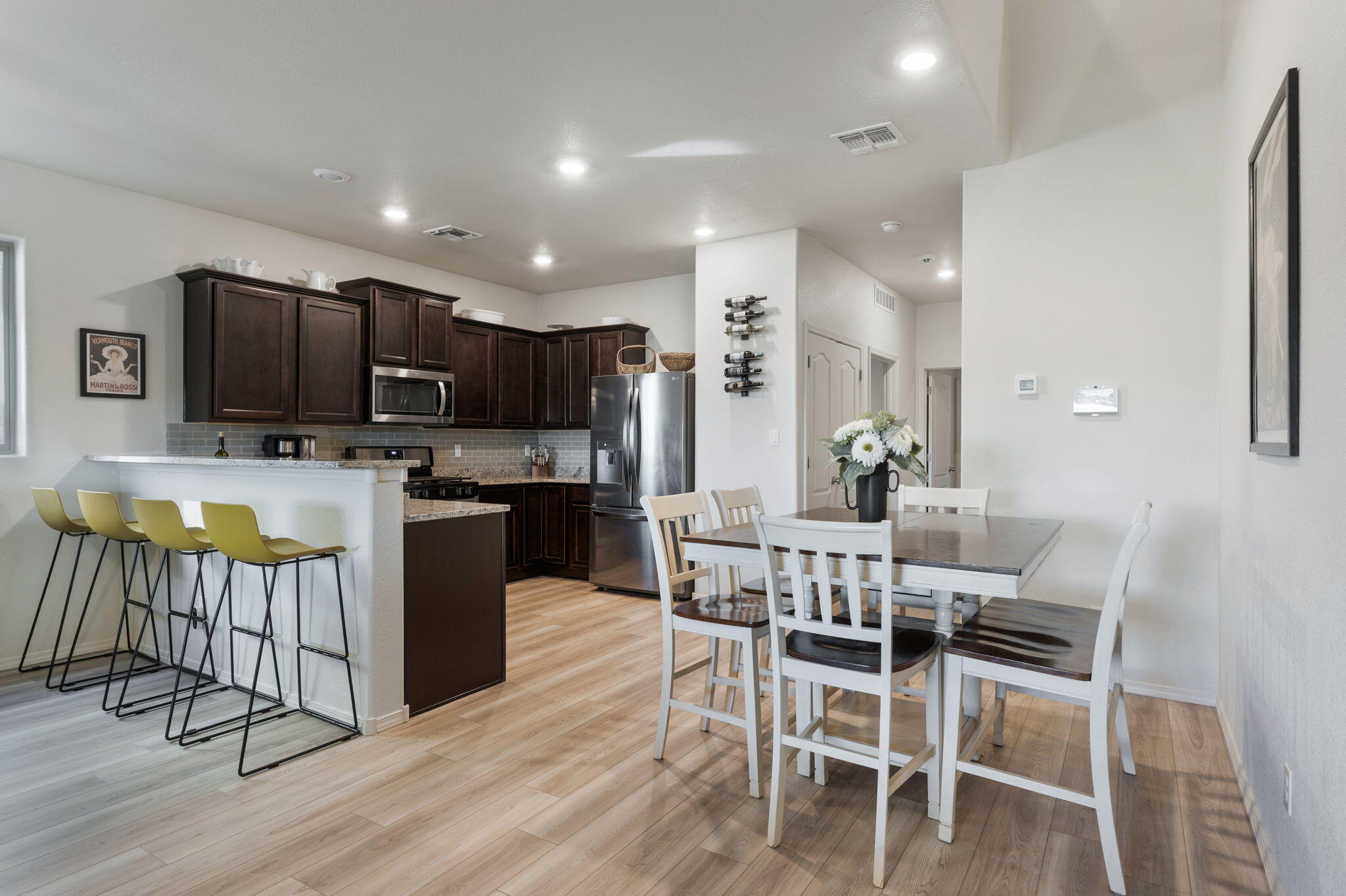 1616 Domino Drive SE