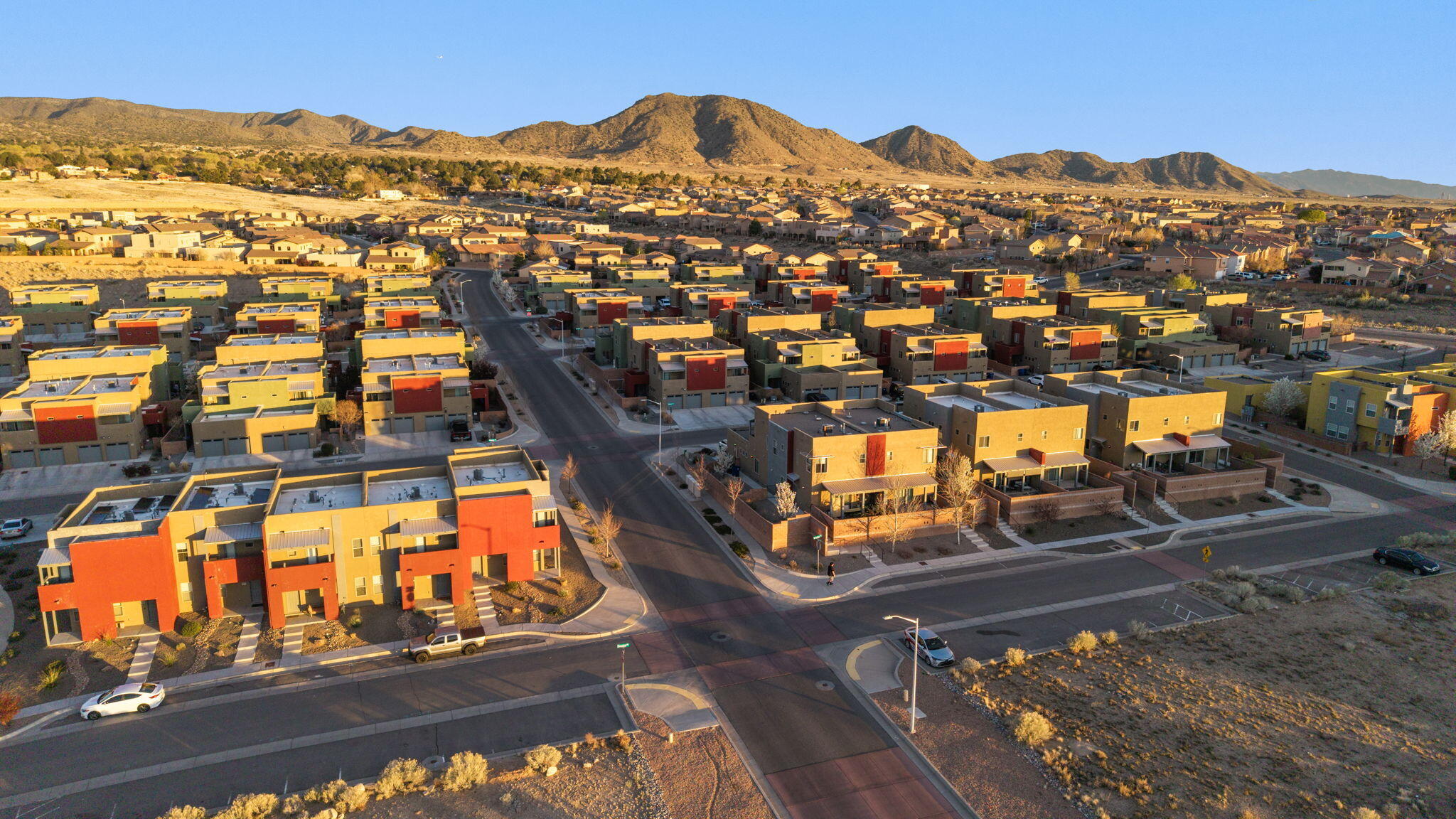 1616 Domino Drive SE