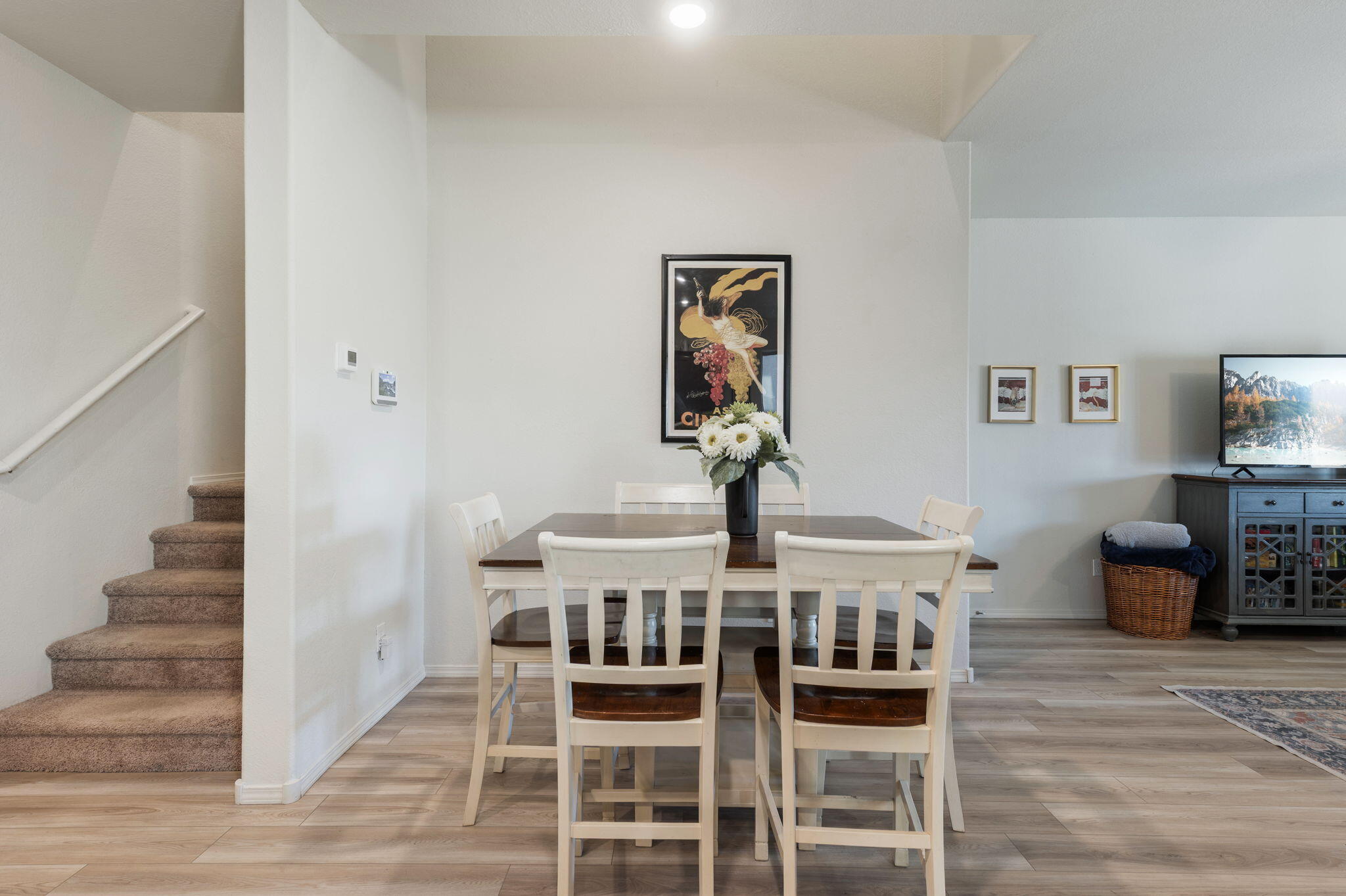 1616 Domino Drive SE