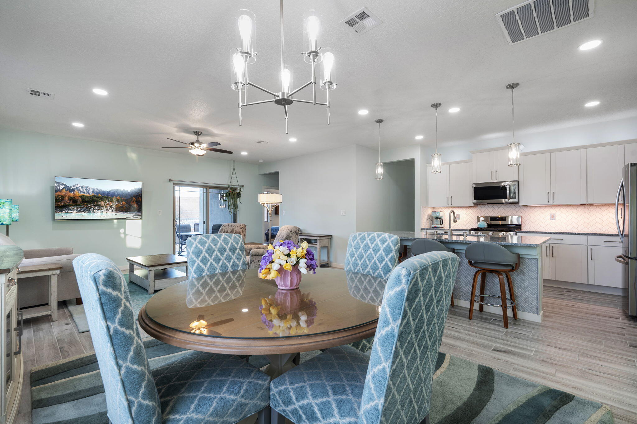 2653 Camino Plata Loop NE