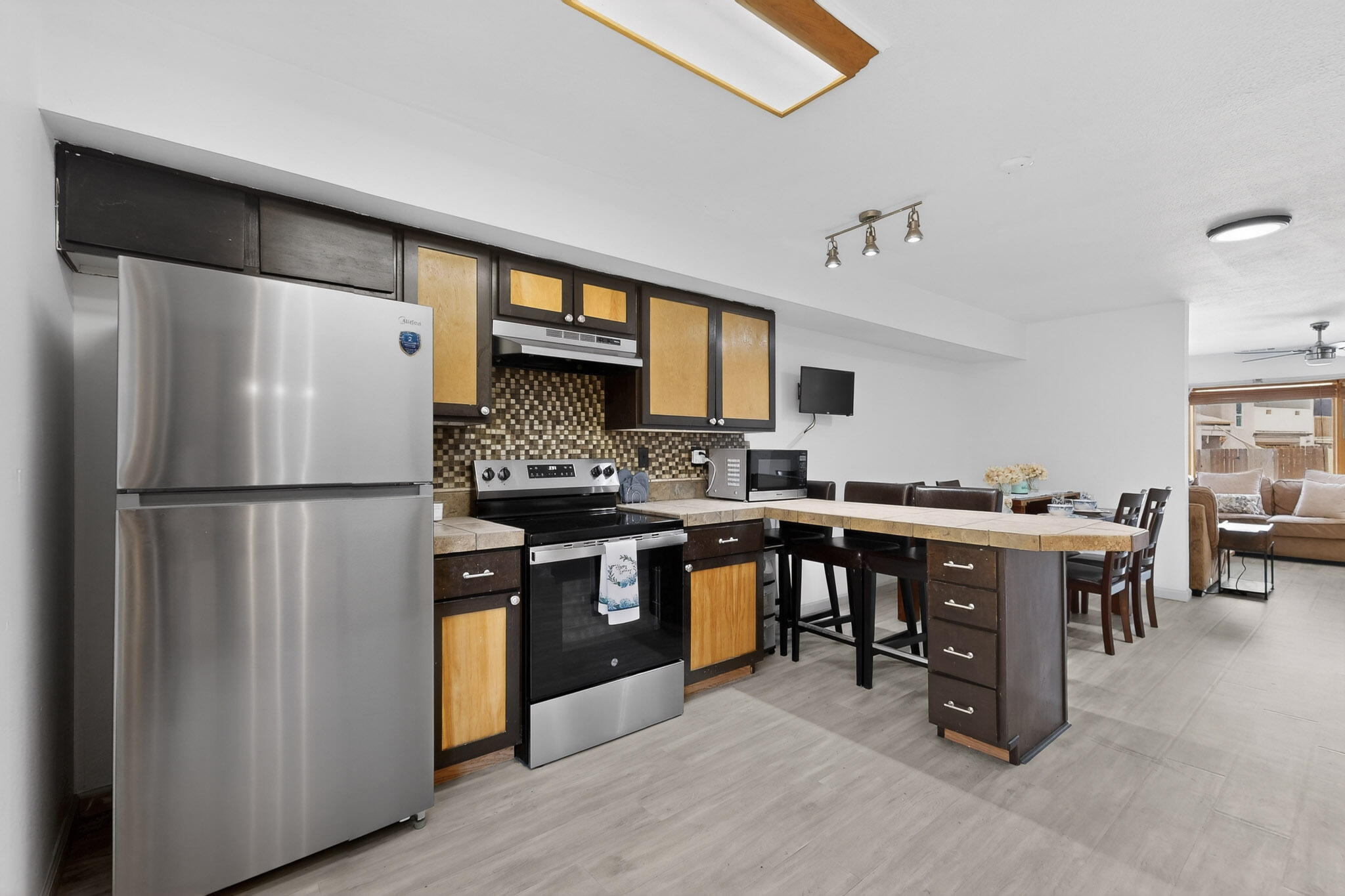 1535 Avenida De Las Americas