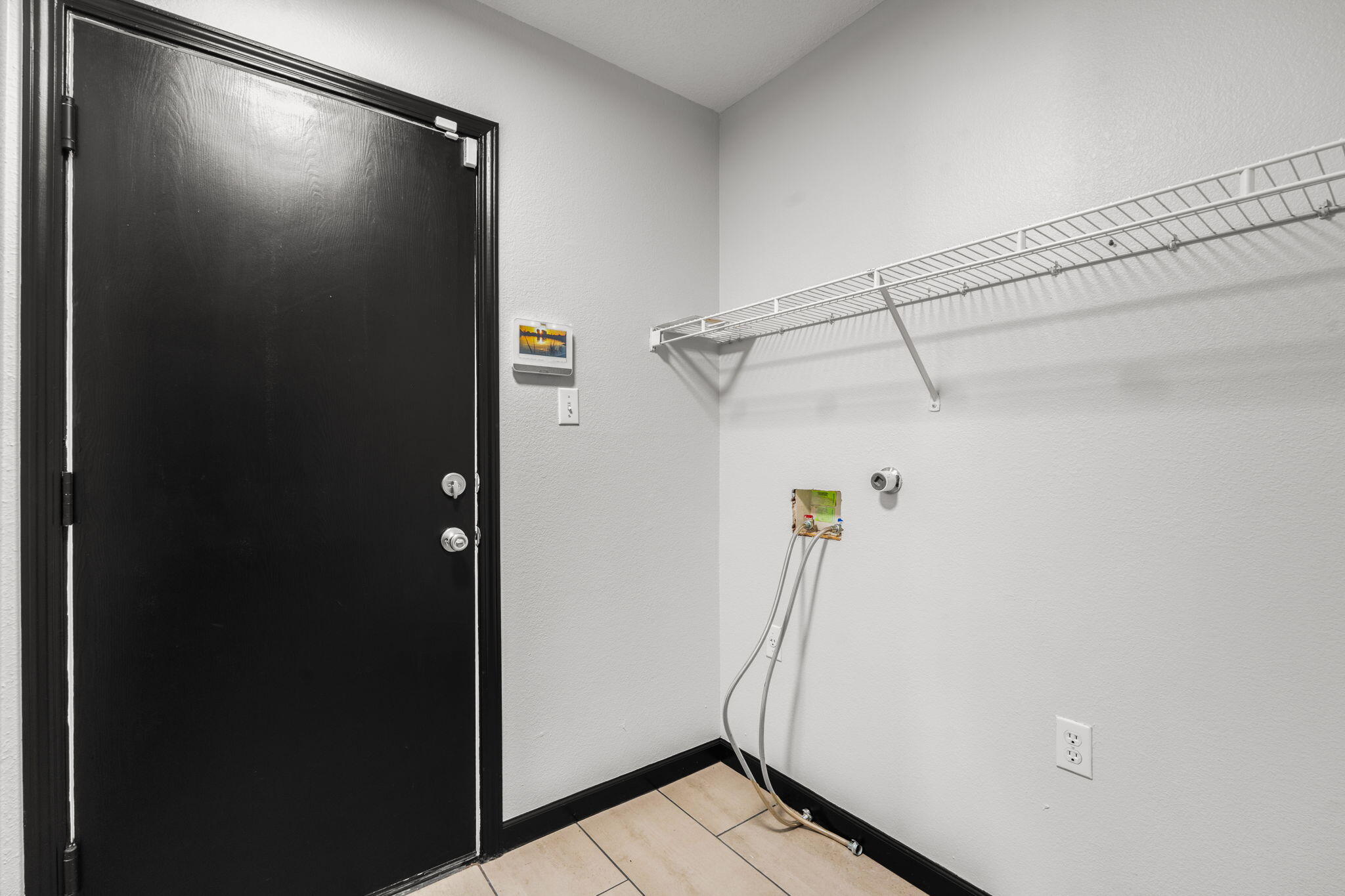 923 Chuckar Drive SW