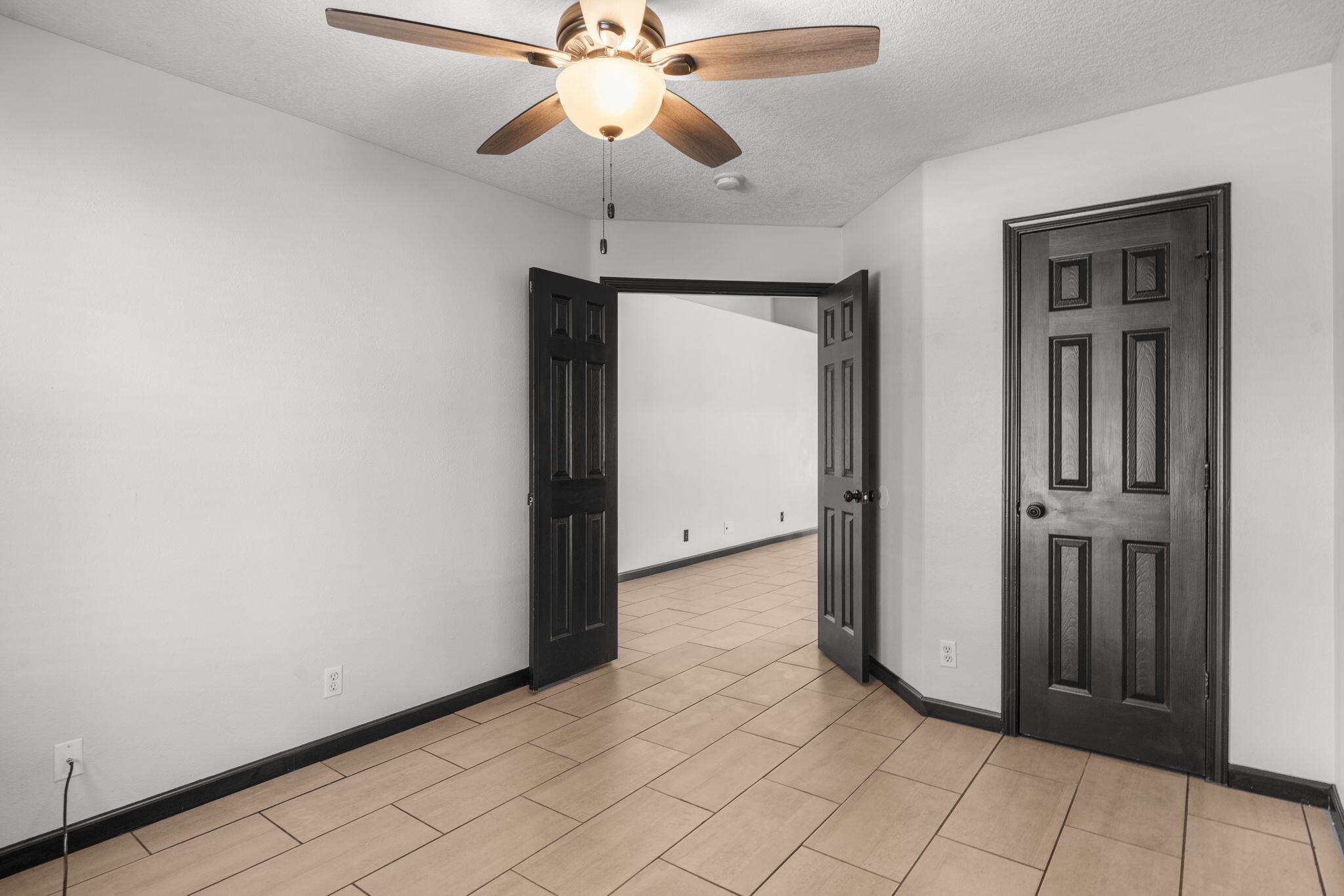 923 Chuckar Drive SW