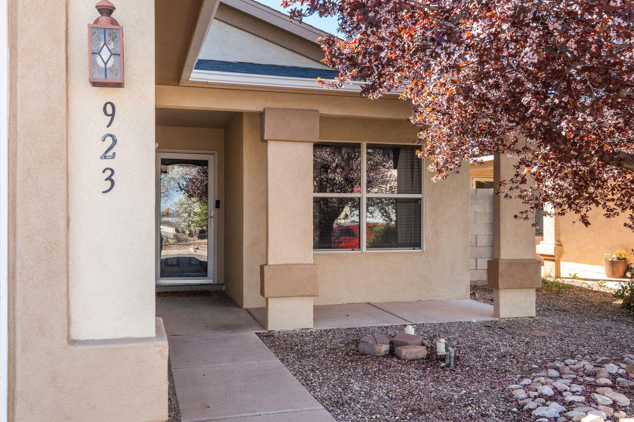 923 Chuckar Drive SW