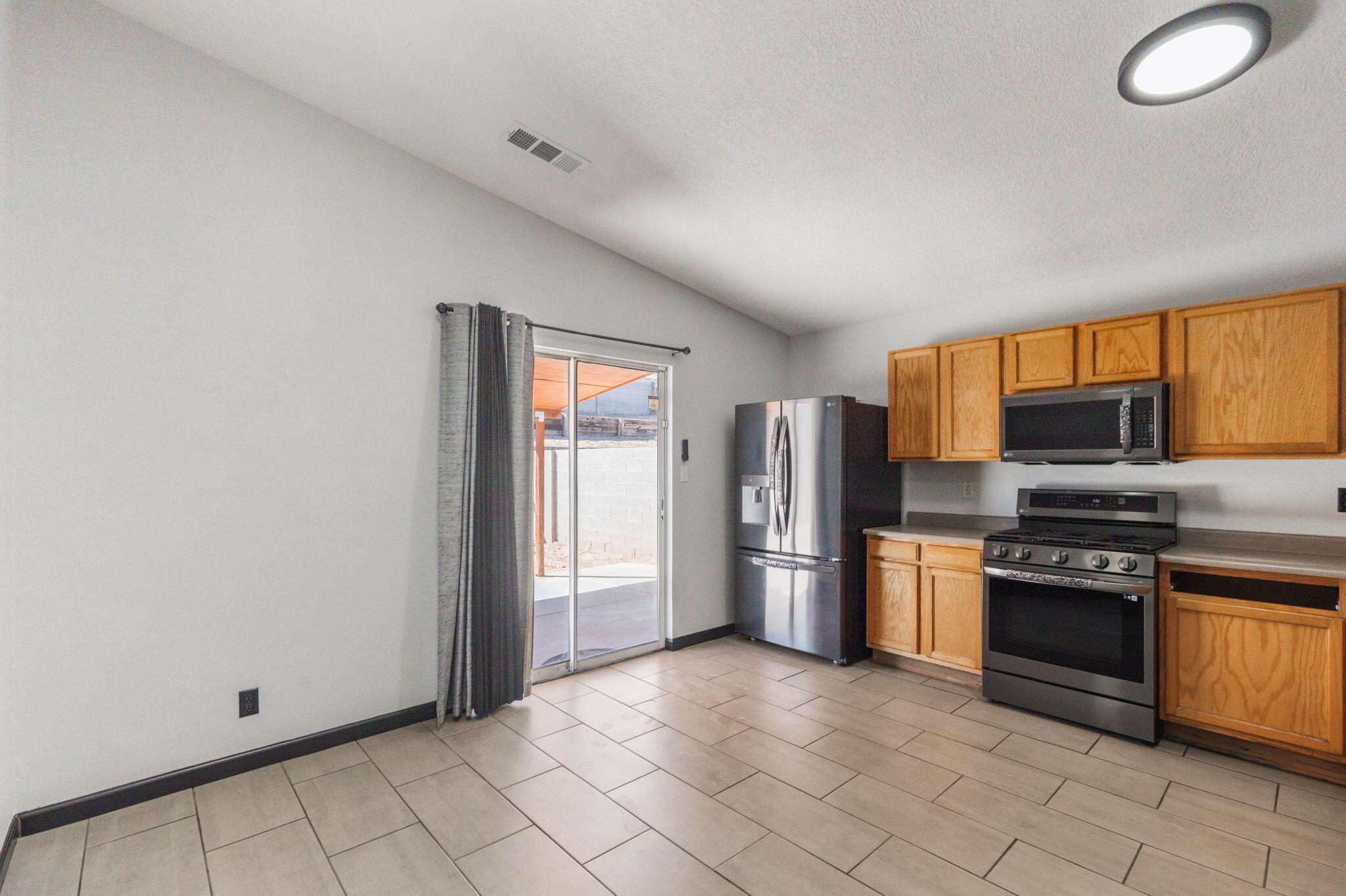 923 Chuckar Drive SW