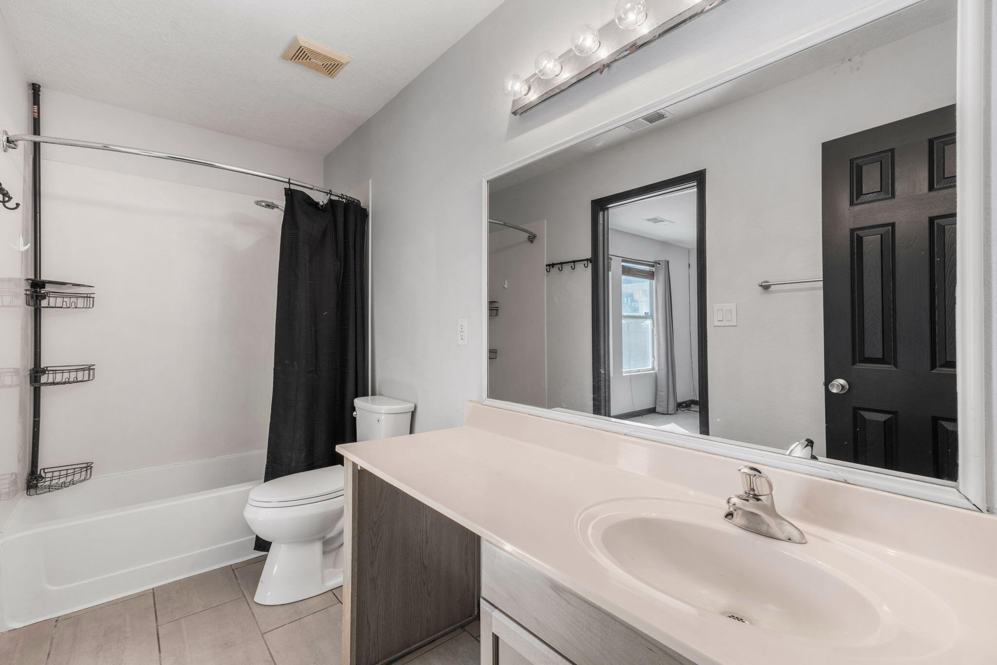 923 Chuckar Drive SW