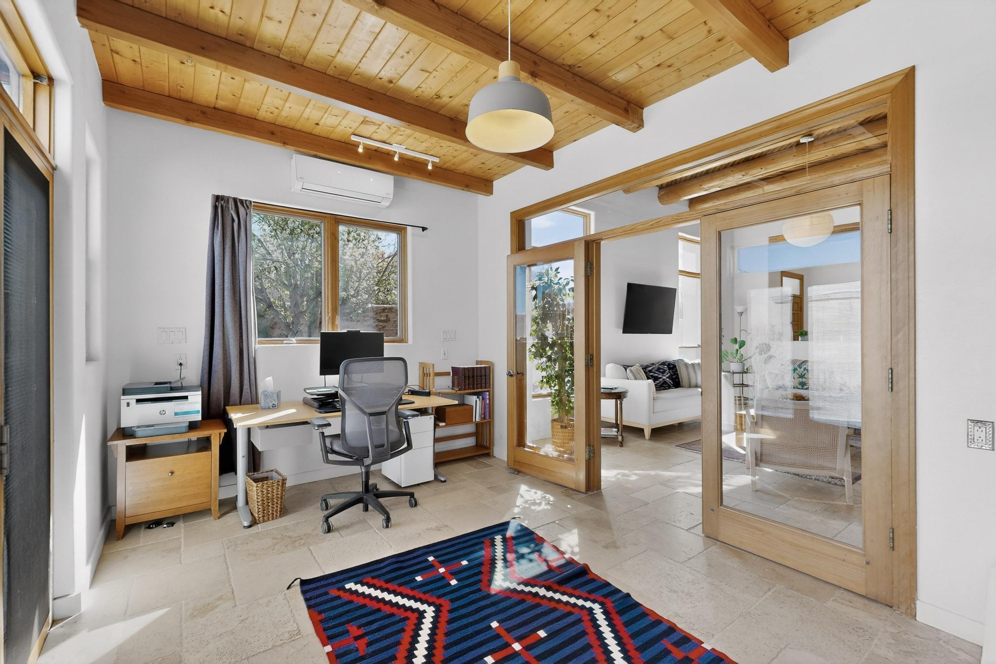 5118 Guadalupe Trail NW