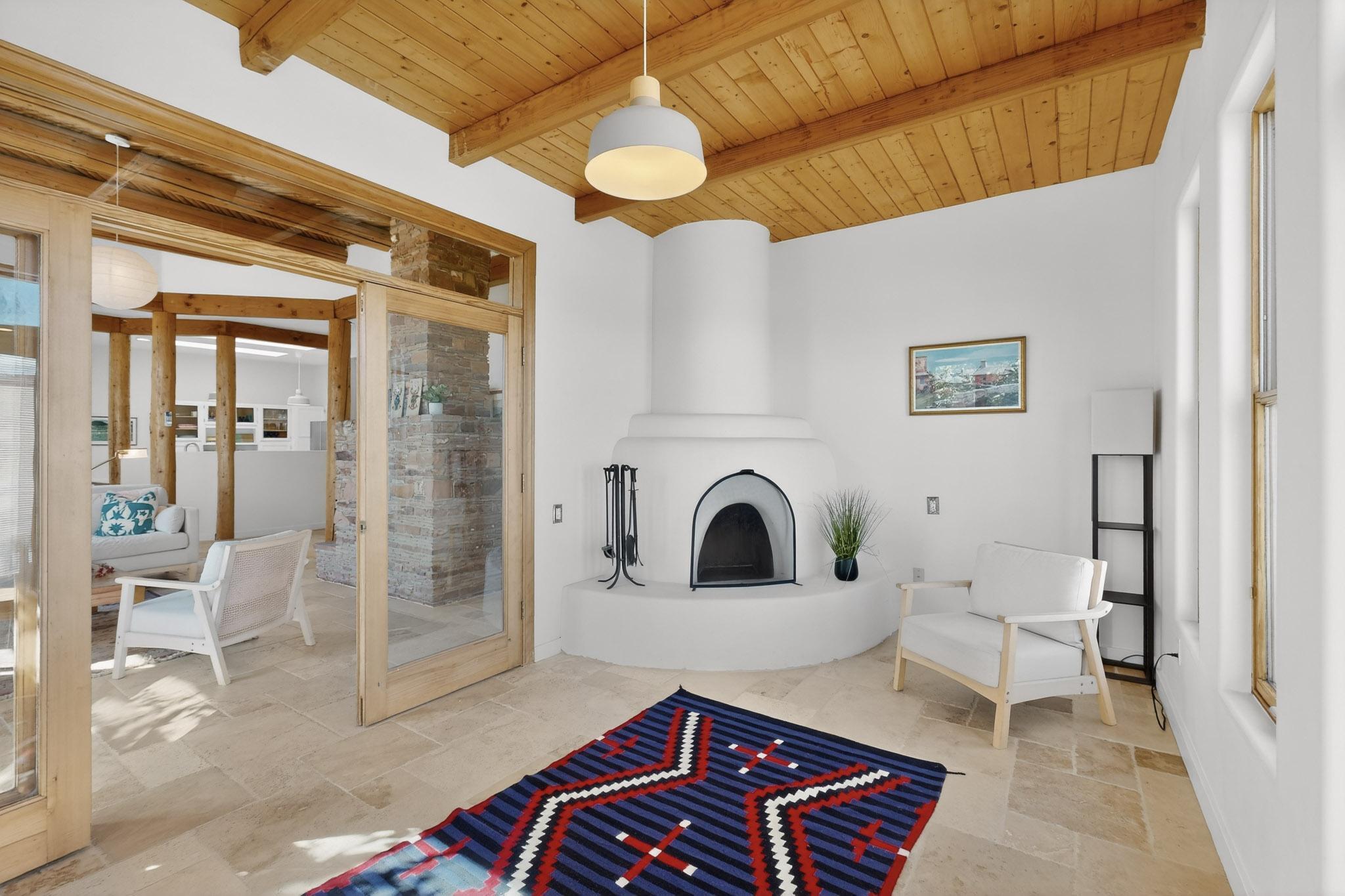 5118 Guadalupe Trail NW